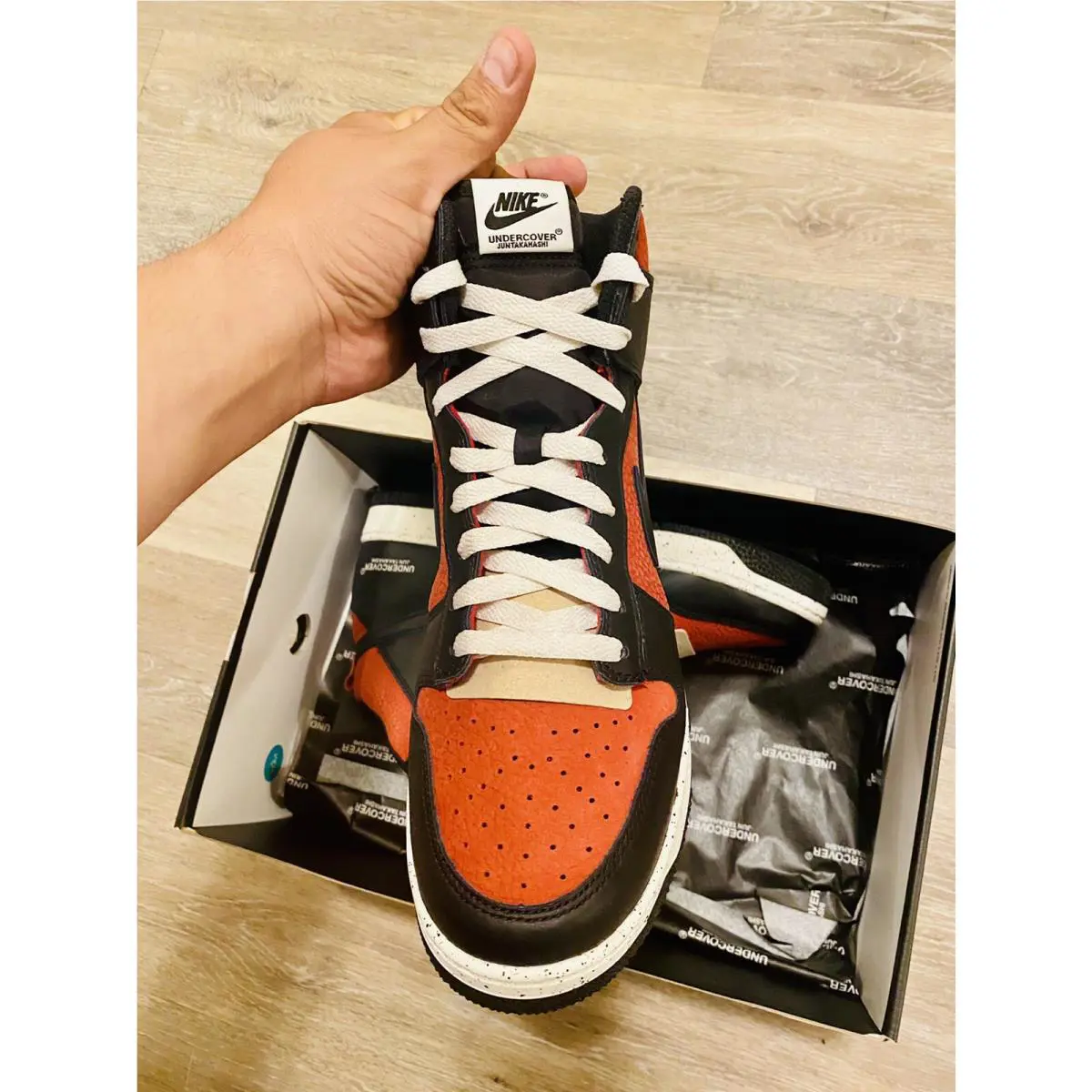 Nike shoes - Nike x Undercover Dunk High 1985 - DD9401-600 - University Red-Sail (UPC: 195244323579) 4