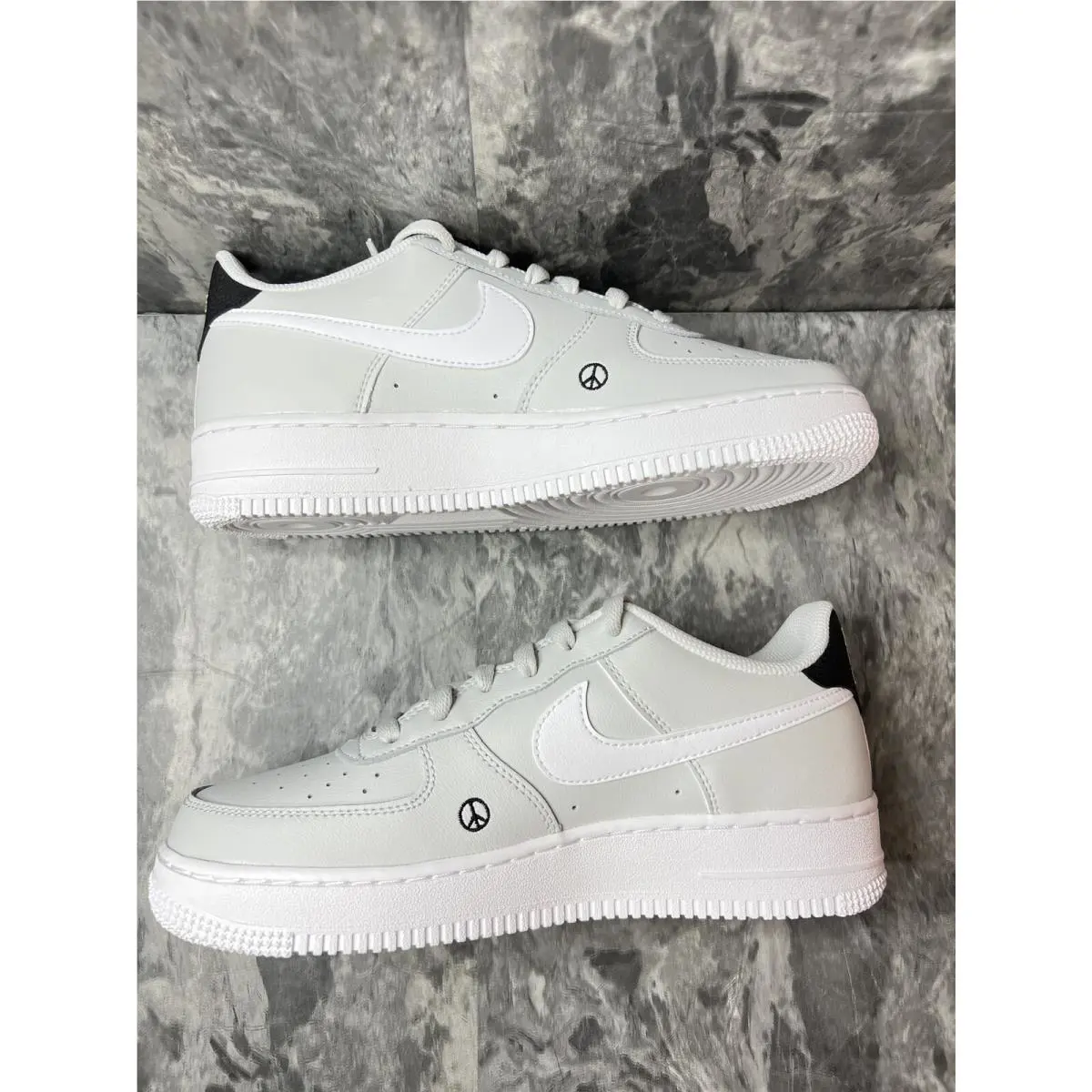 Nike shoes - Gray 1