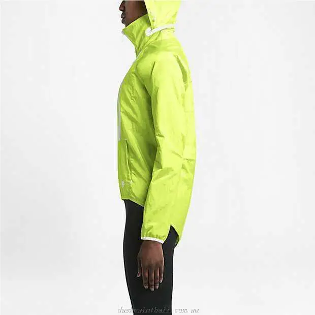 Nike clothing - Volt (UPC: 886066228677) 1