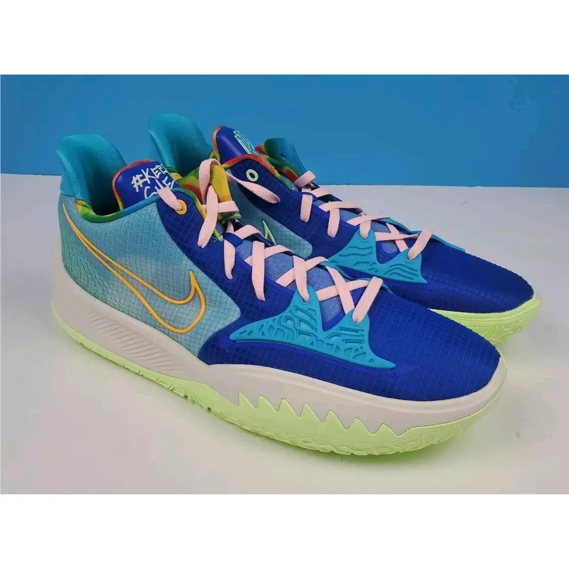 Nike shoes - Nike Kyrie Low - Kyrie Low - CW3985-401 - Multicolor, Manufacturer: Racer Blue/Chlorine Blue/Arctic Punch (UPC: 0195238584627) 0