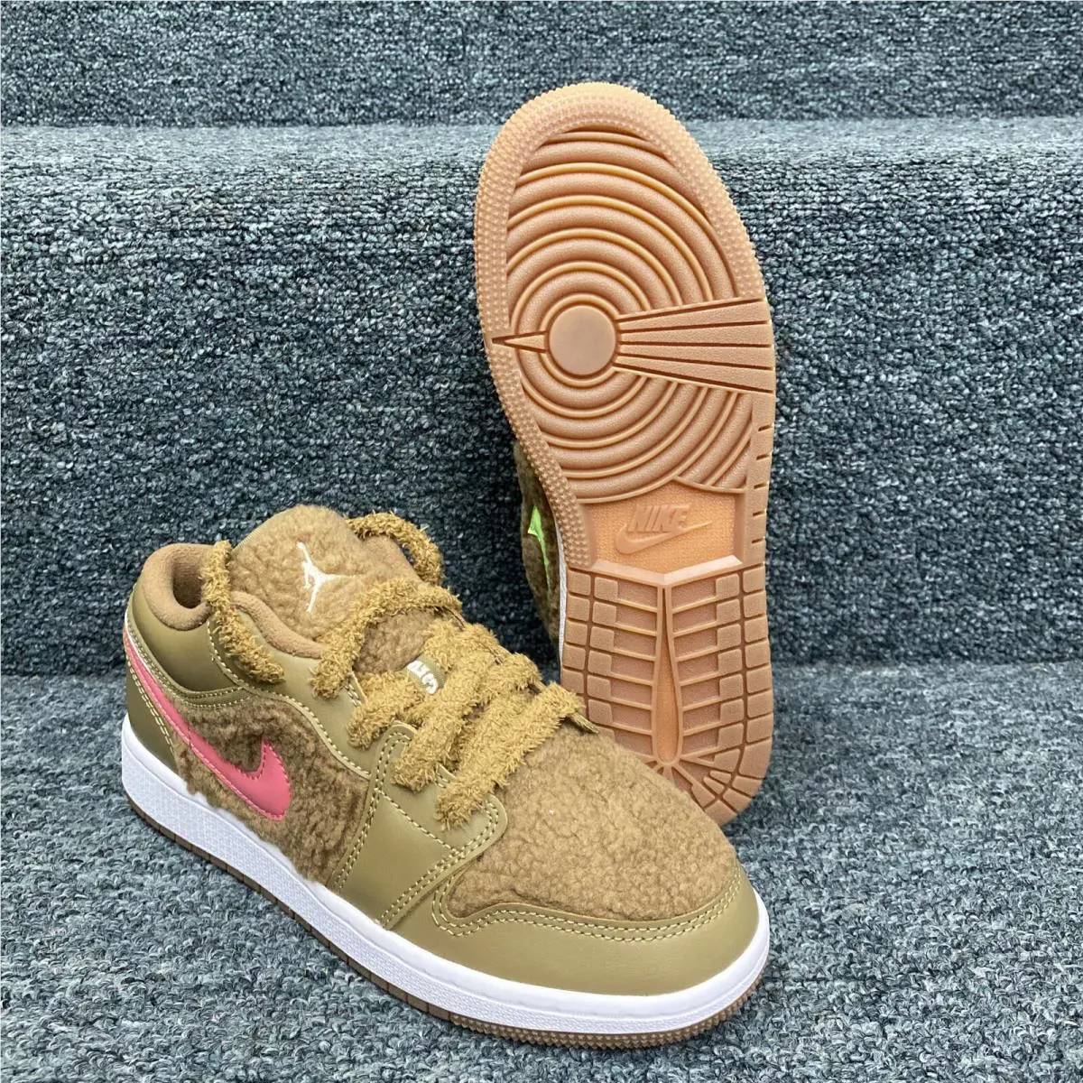 Nike shoes - Air Jordan 1 - Air - DO2233-264 - Brown 5