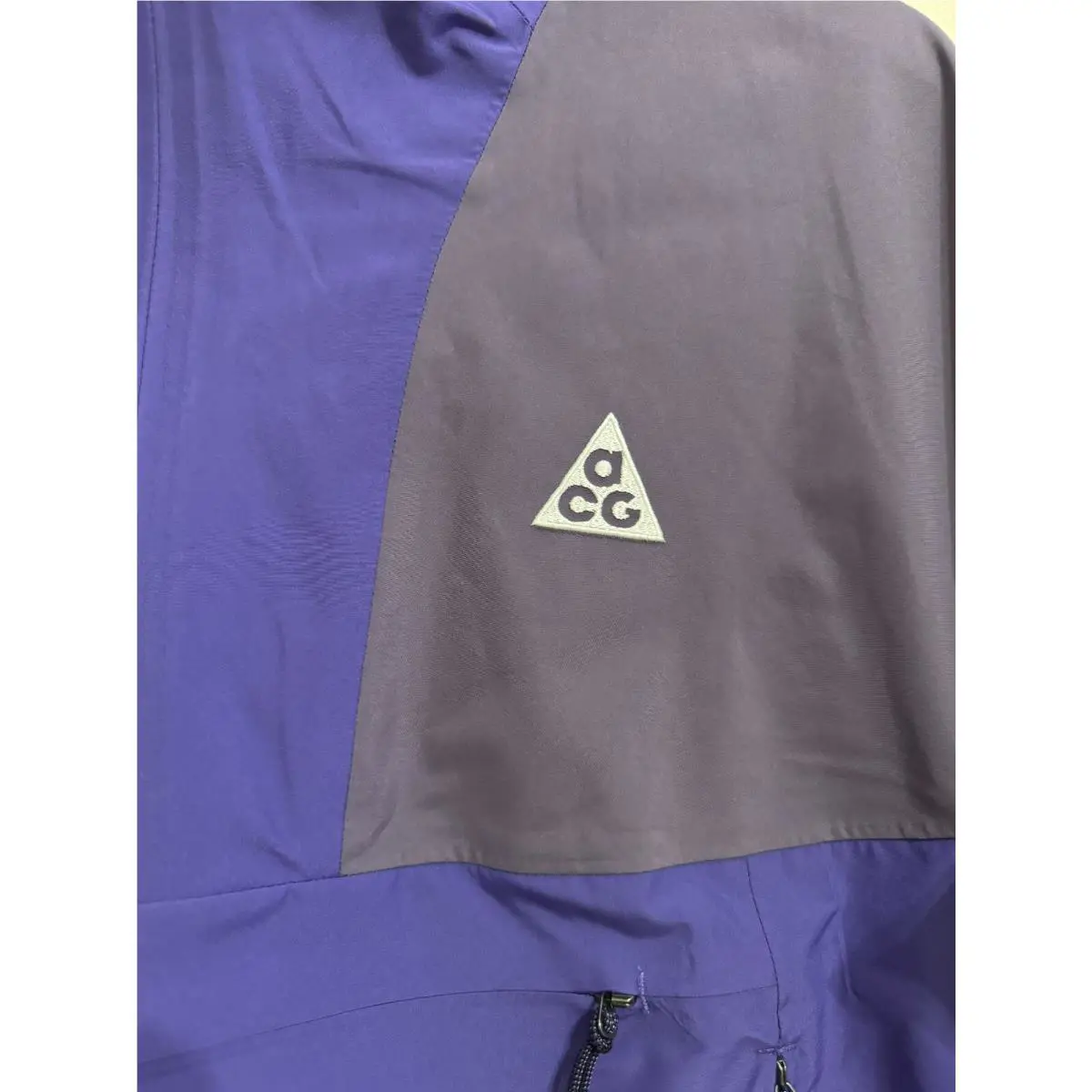 Nike clothing - Purple (UPC: 195868666908) 3