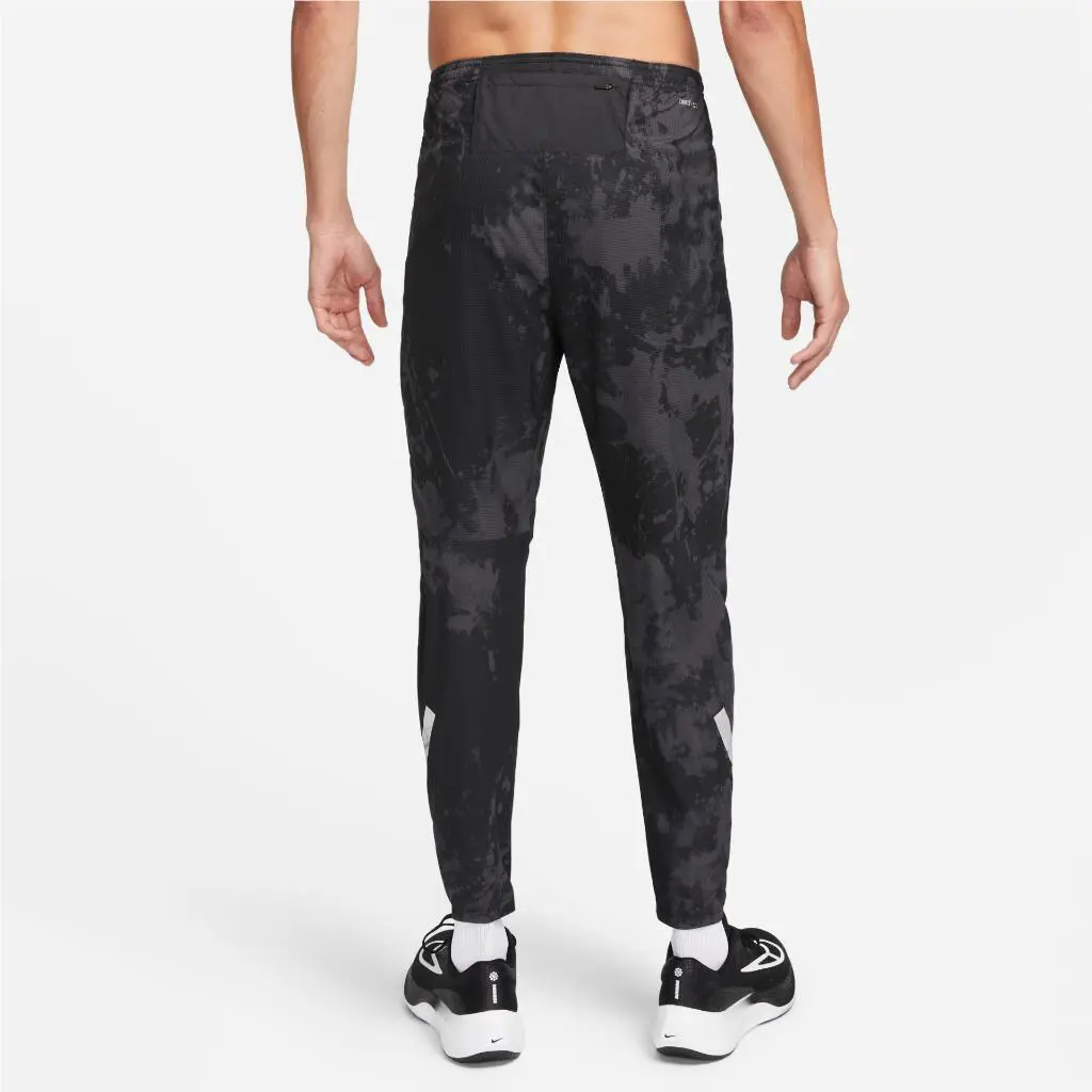 Nike clothing - Black (UPC: 196604280402) 0