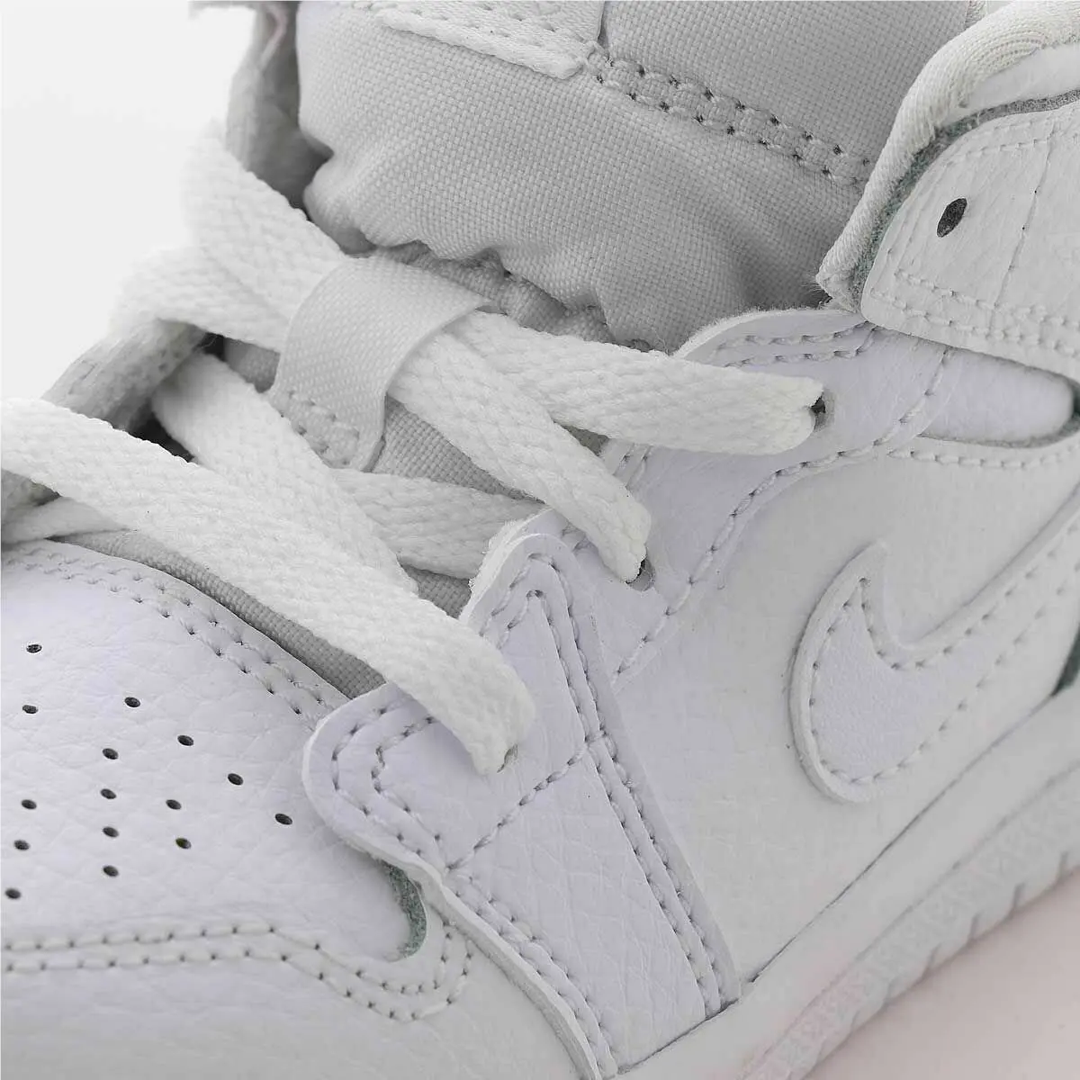 Nike shoes - Jordan 1 Mid - Mid - White 2
