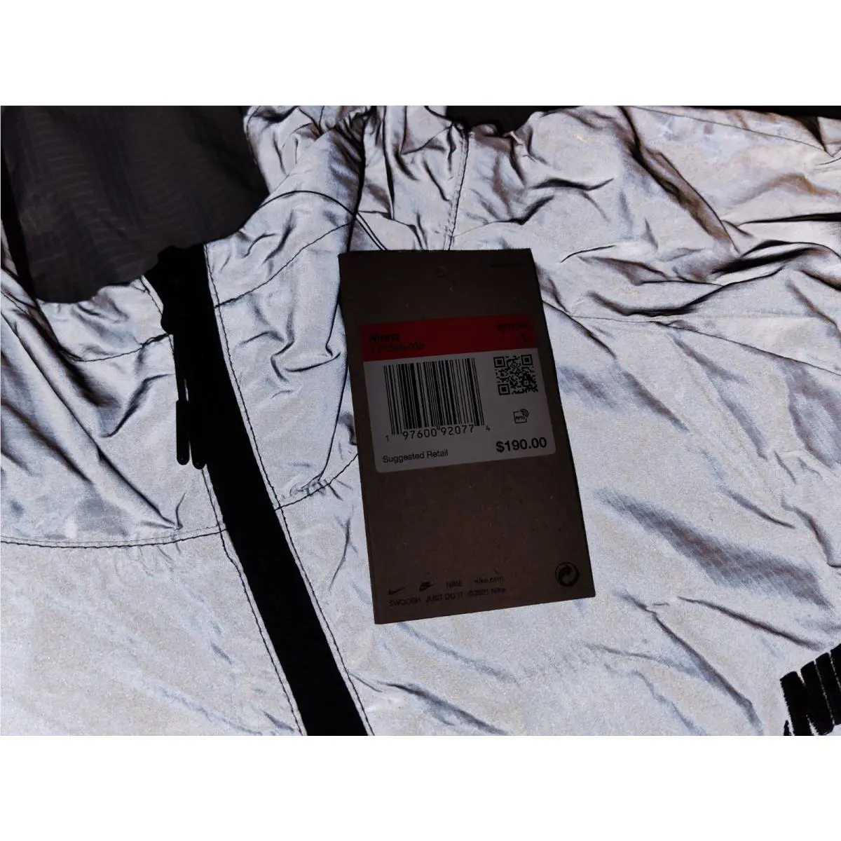 Nike clothing - FZ7585-035 - FZ7585-035 - Gray (UPC: 197600920774) 4