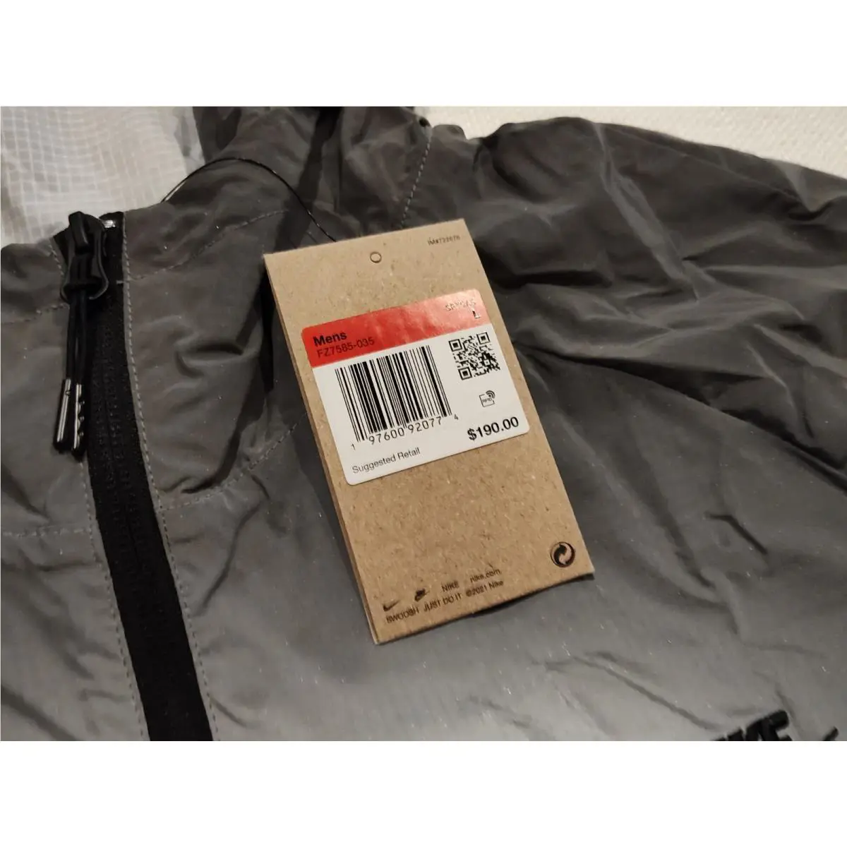 Nike clothing - FZ7585-035 - FZ7585-035 - Gray (UPC: 197600920774) 5