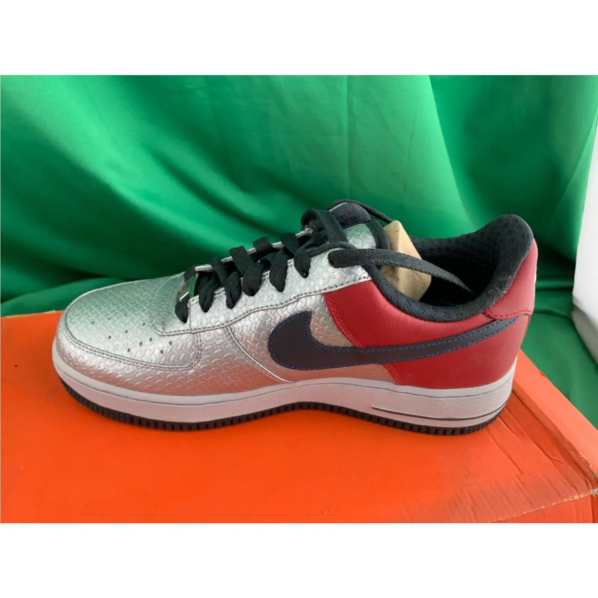 Nike shoes - MET SILVER/ANTHRACITE RED 1