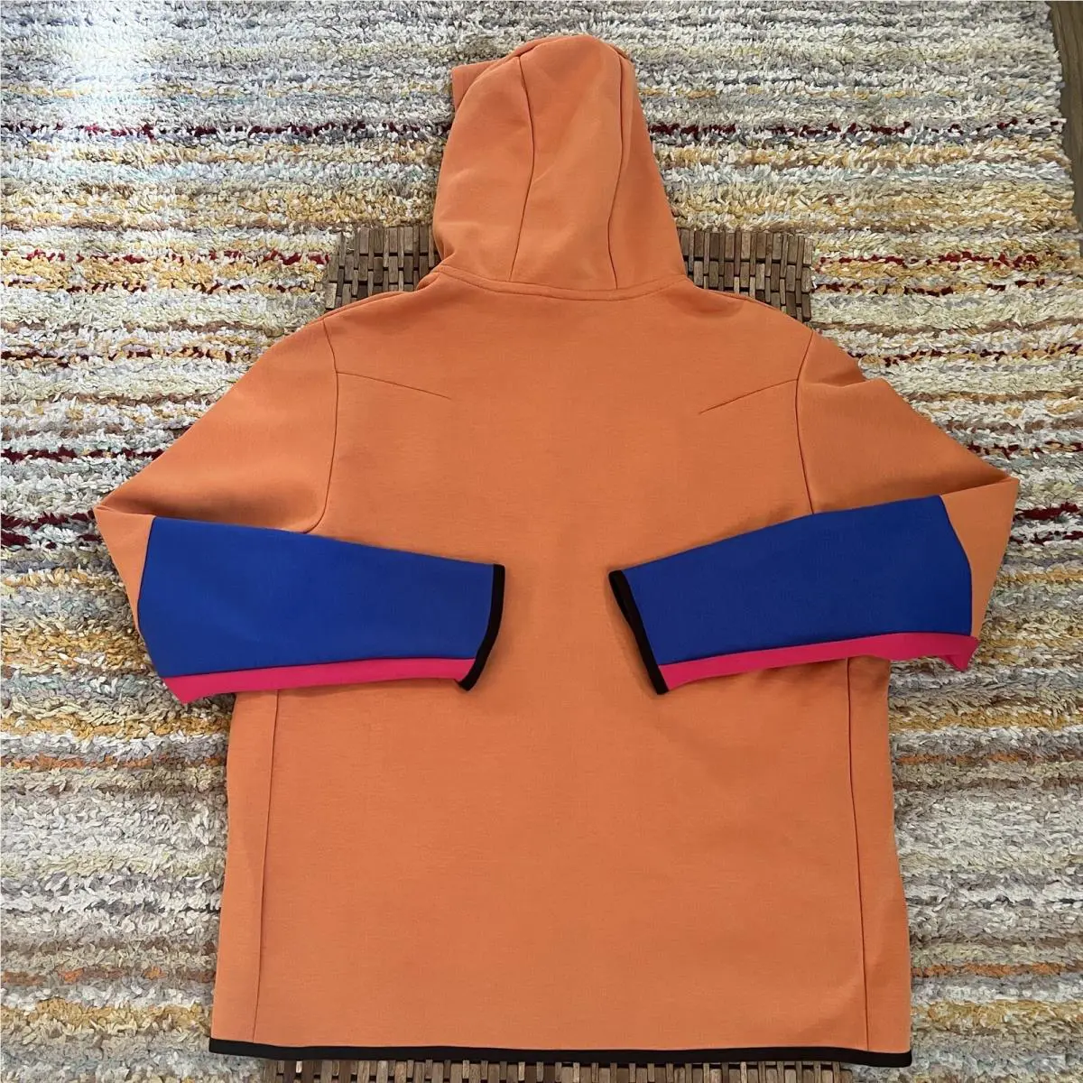 Nike clothing - Orange 1