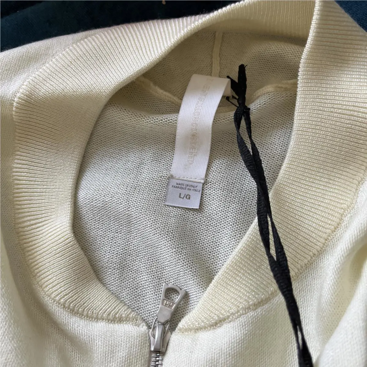 Nike clothing - Coconut Milk (UPC: 0196147743778) 10
