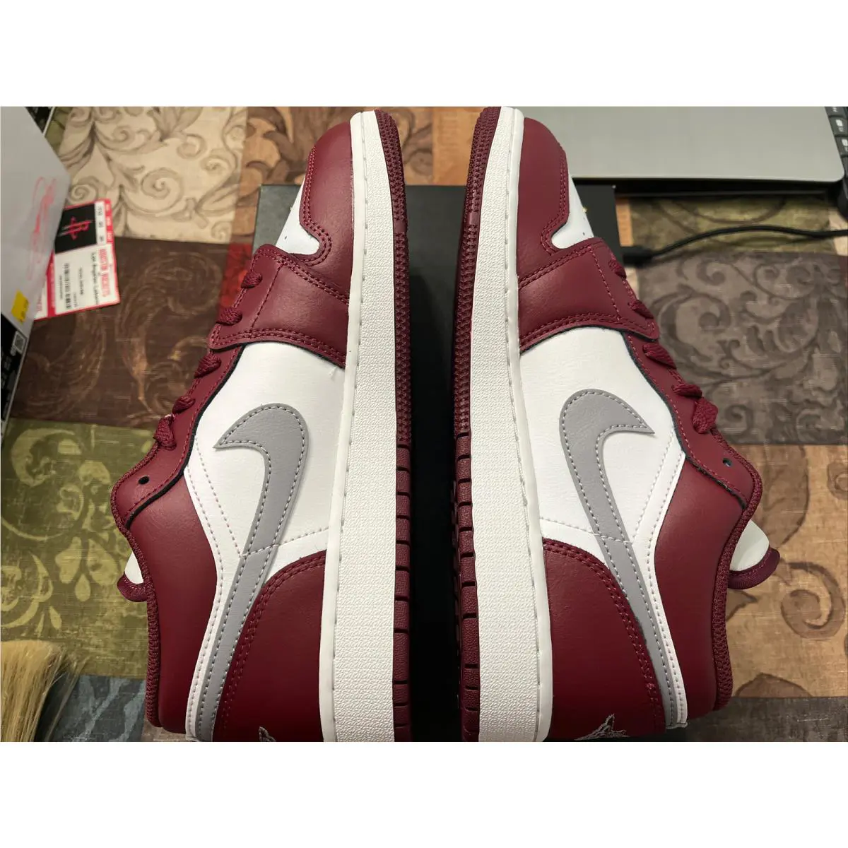 Nike shoes - Air Jordan 1 - Air - 553560 615 - Cherrywood Red/Cement Grey 11