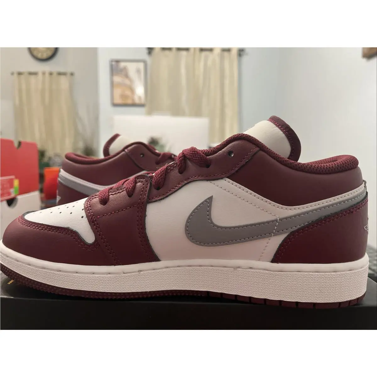 Nike shoes - Air Jordan 1 - Air - 553560 615 - Cherrywood Red/Cement Grey 0