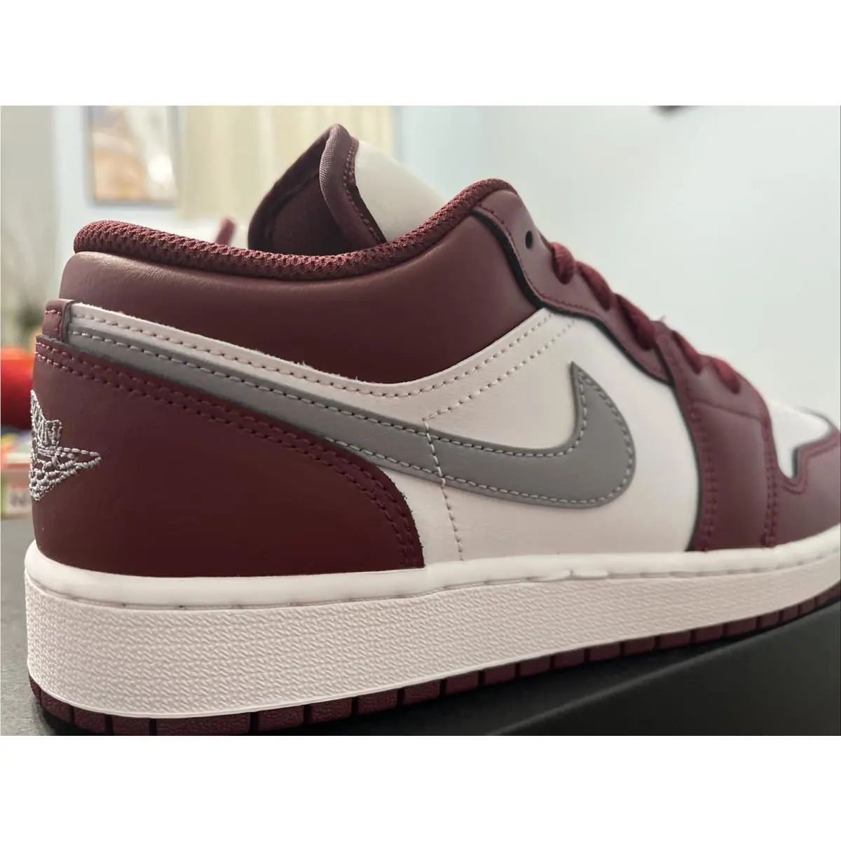 Nike shoes - Air Jordan 1 - Air - 553560 615 - Cherrywood Red/Cement Grey 7