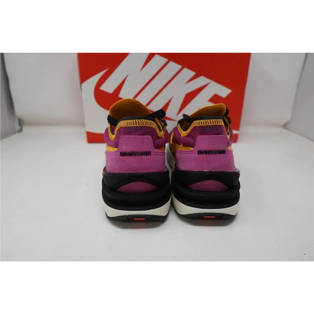 Nike shoes - Nike Waffle One - Waffle One - DA7995-600 - Pink 4
