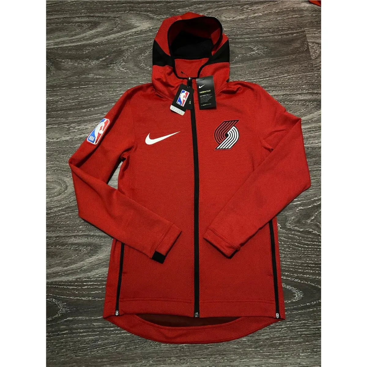 Nike clothing - Red 6