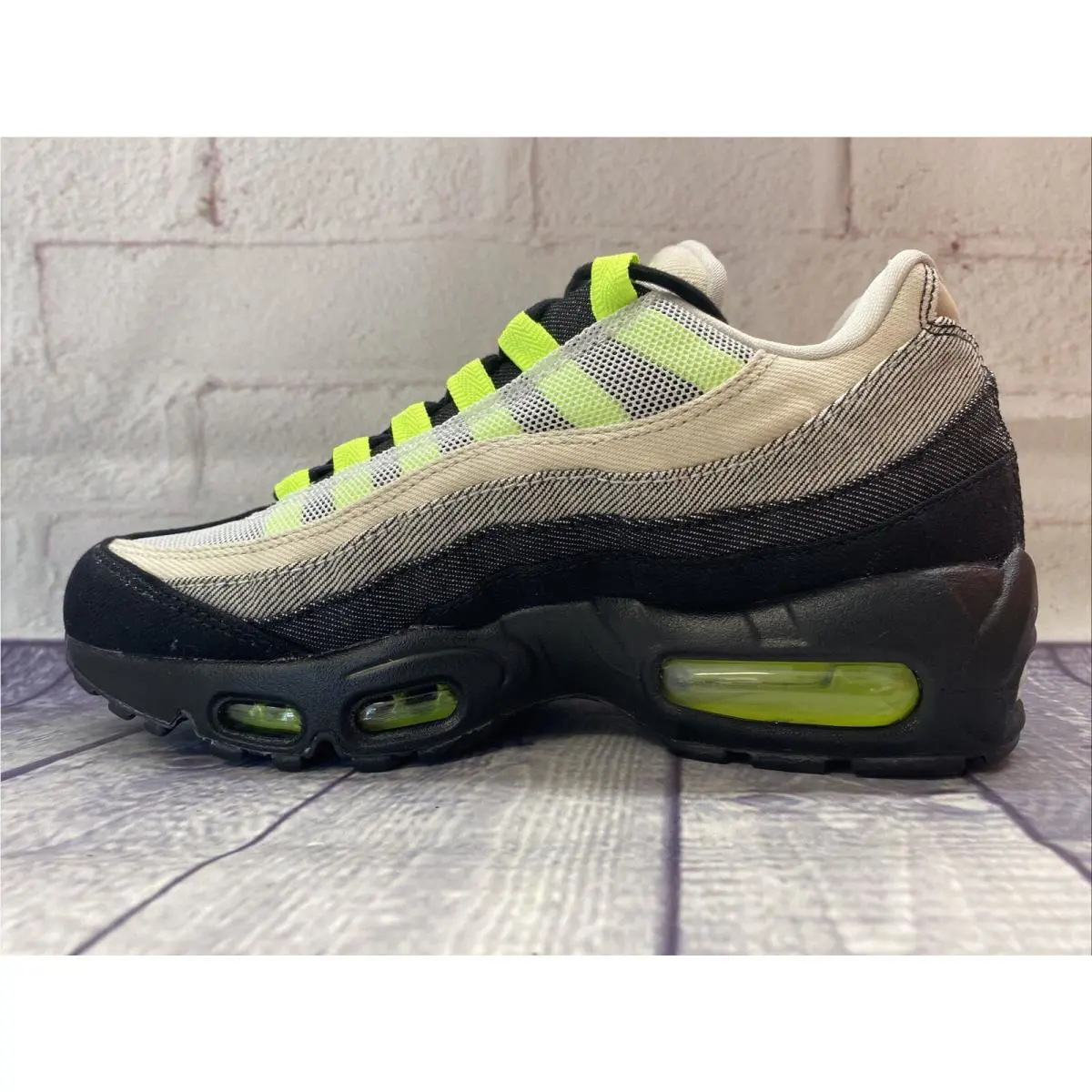 Nike shoes - Nike Air Max 95 - Air Max - DD9519-001 - Black, Volt, Summit White, Manufacturer: Black / Volt-Summit White 1