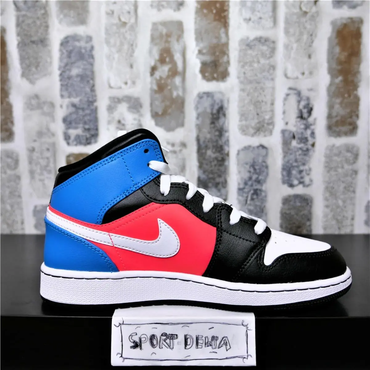 Nike shoes - Jordan 1 - CV4891-001 - Signal Blue/White/Black 1