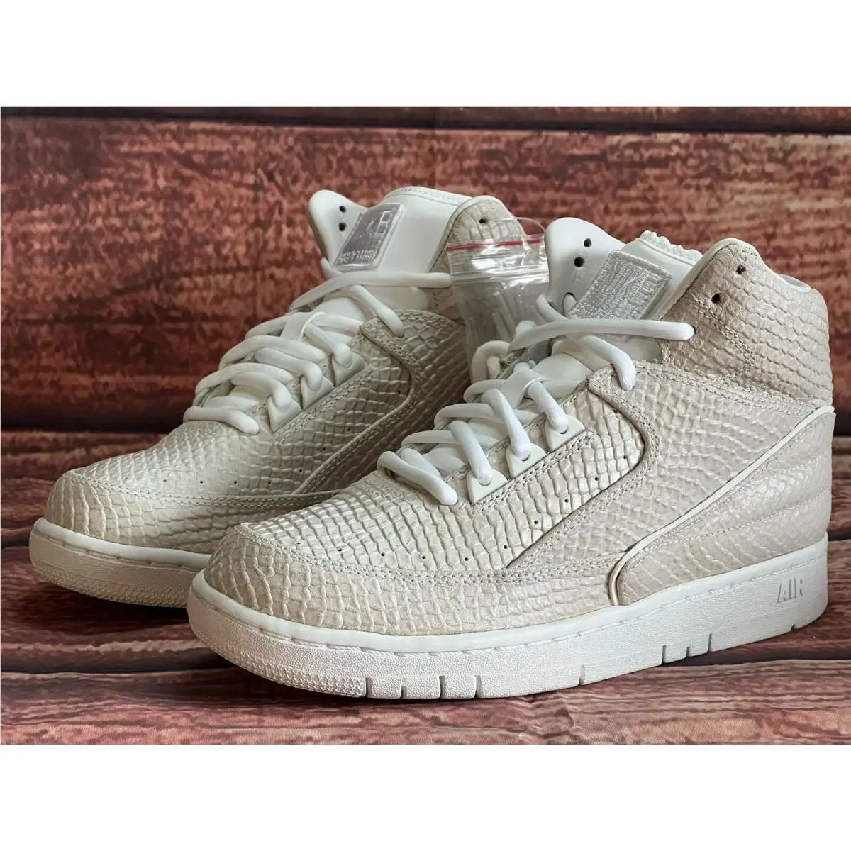 Nike shoes - Nike Air Python - Air Python - 658394-100 - White 0