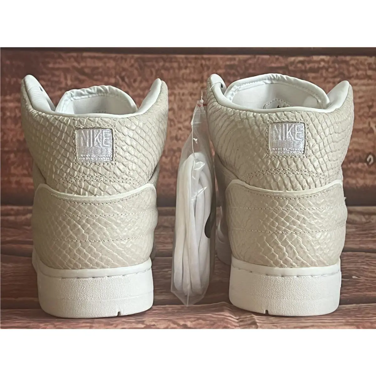 Nike shoes - Nike Air Python - Air Python - 658394-100 - White 3