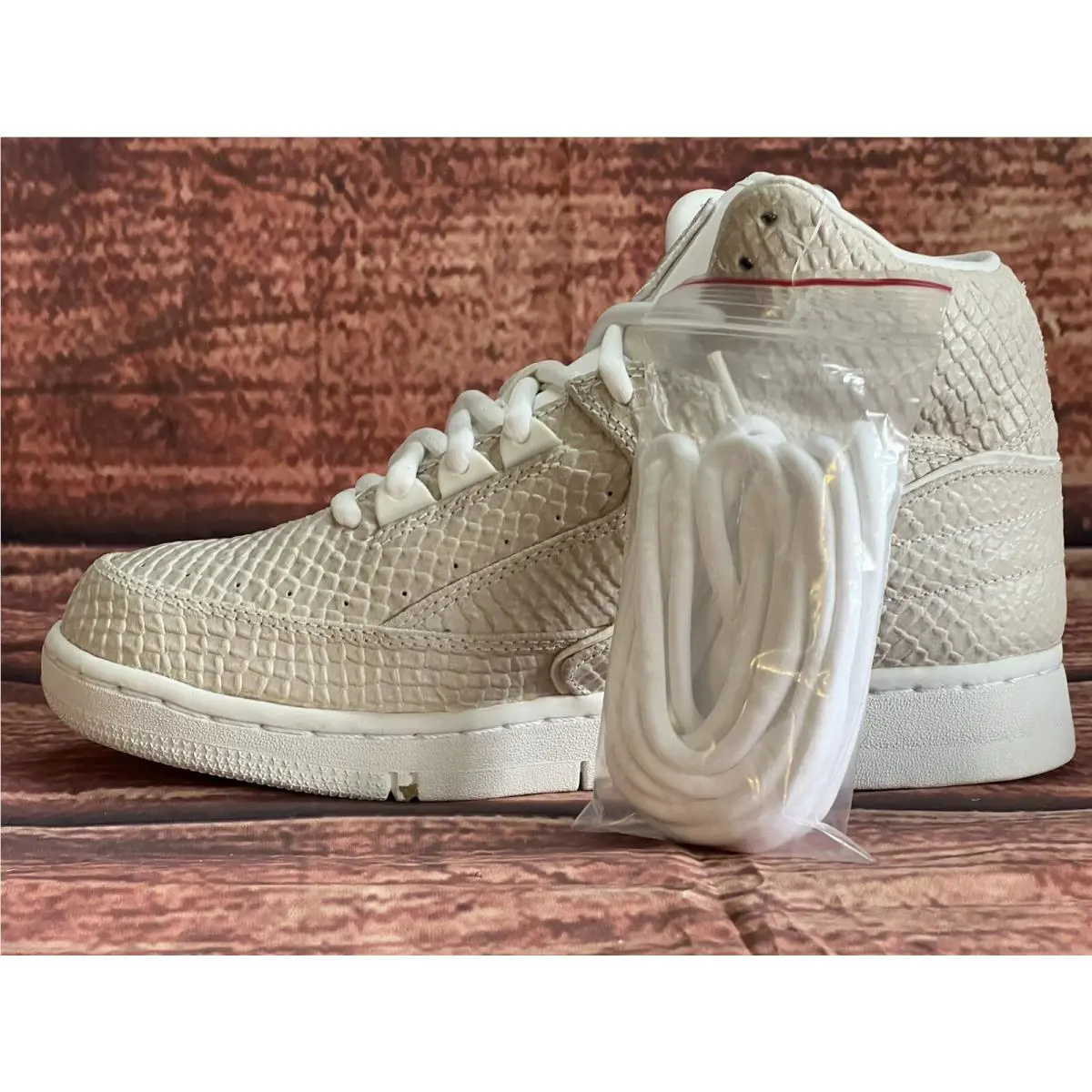 Nike shoes - Nike Air Python - Air Python - 658394-100 - White 5