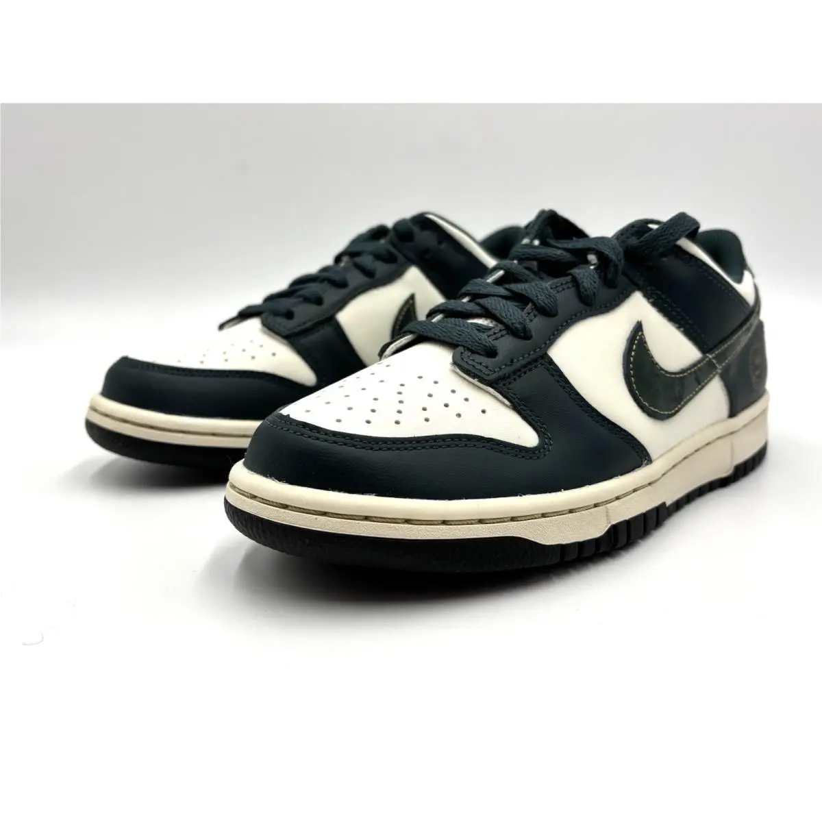 Nike shoes - Nike Dunk Low GS - Dunk Low - FB9109-301 - Green 0