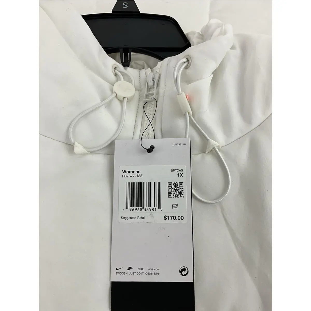 Nike clothing - White (UPC: 0196968335817) 2