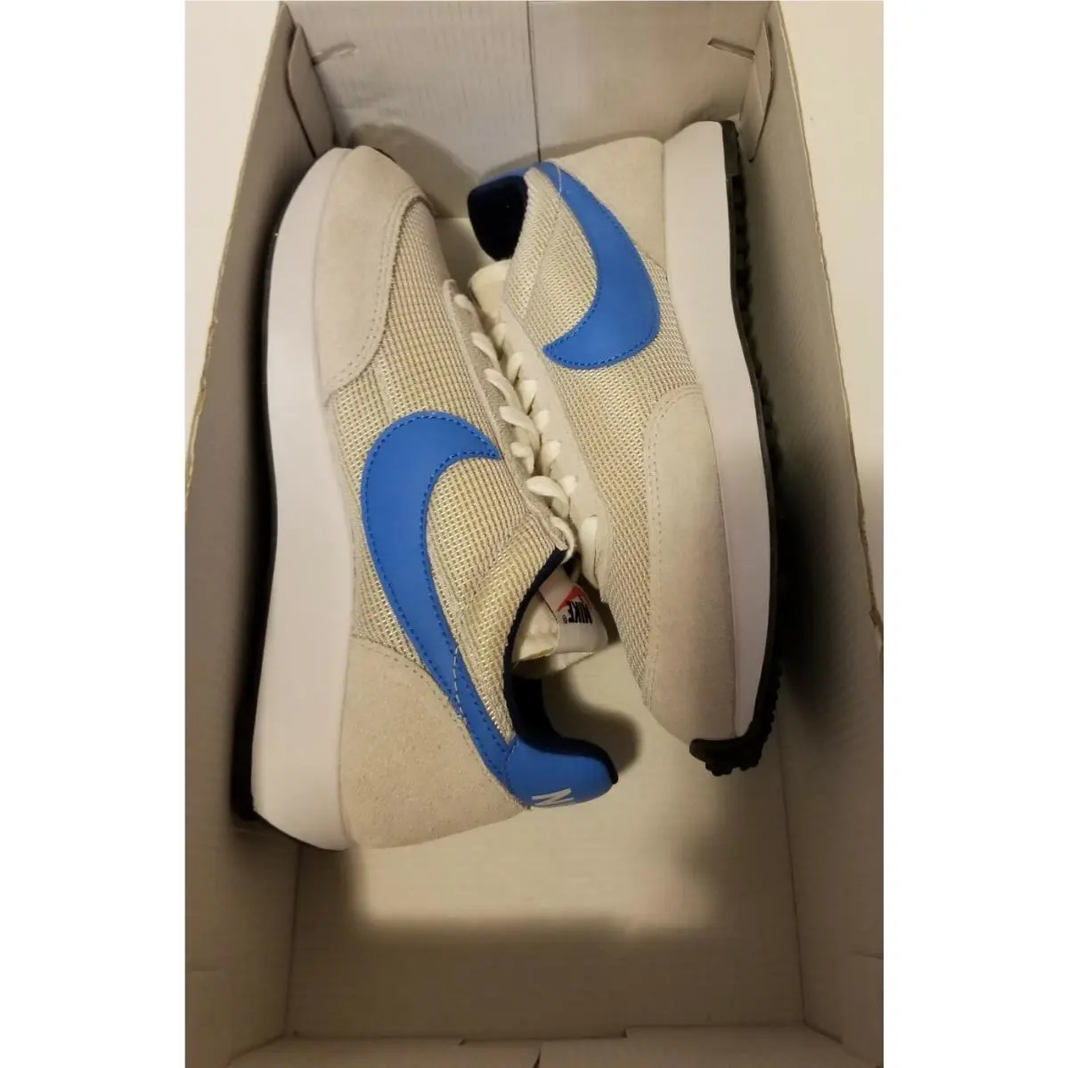 Nike shoes - Photo Blue 5