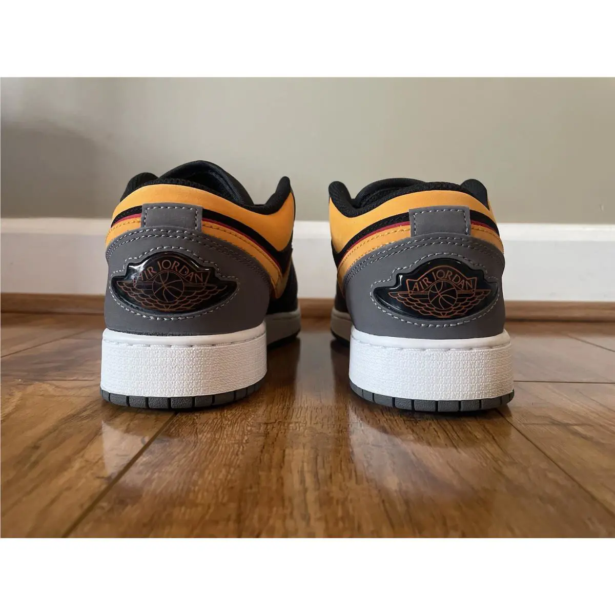 Nike shoes - Nike Air Jordan 1 - Air - FN7671-008 - Gray 3
