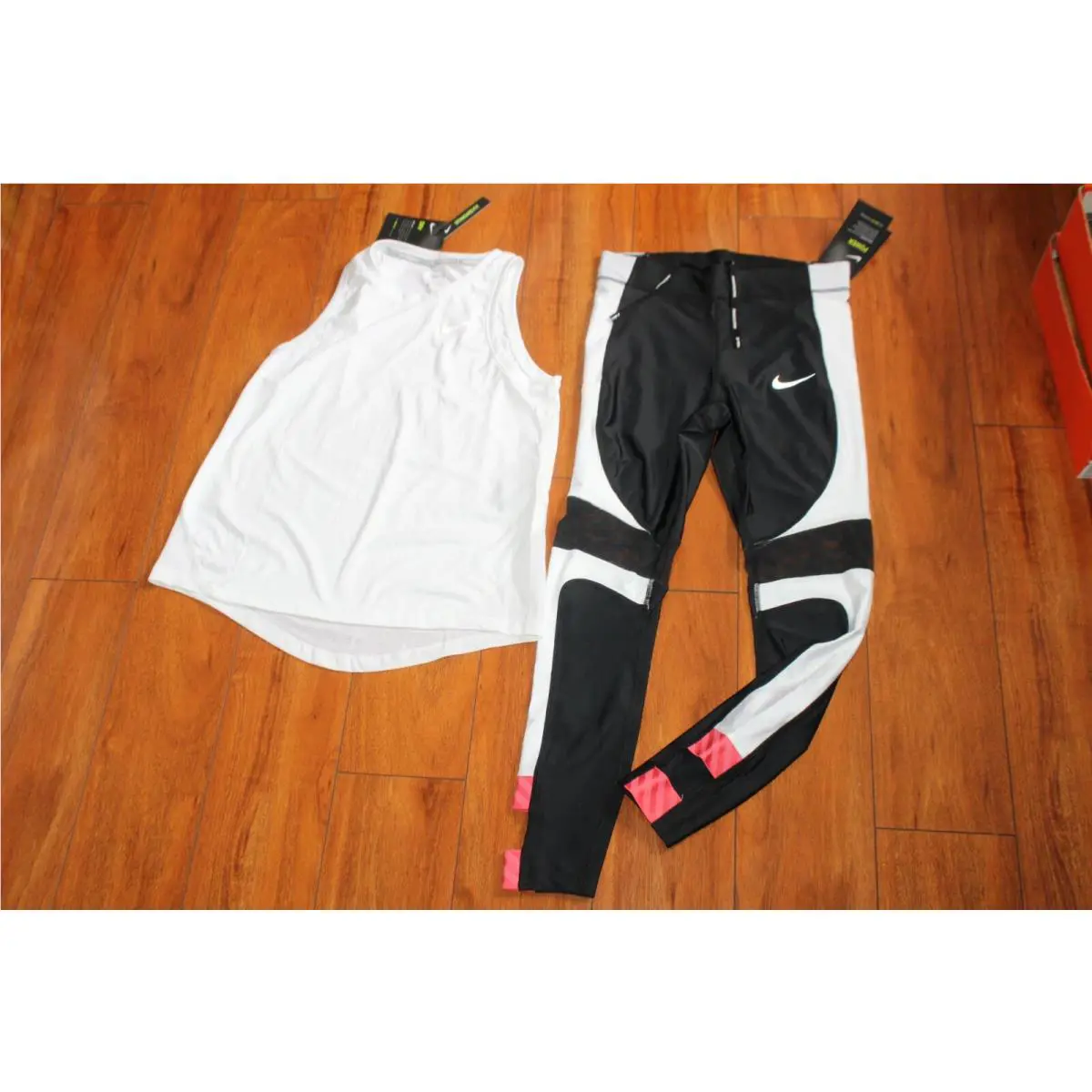 Womens Nike SZ S Power Leggings Black Coral Tank