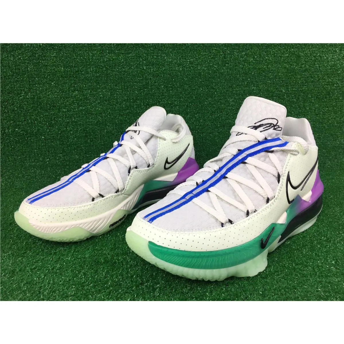 Nike shoes - Nike LeBron 17 - LeBron - Cd5007-005 - Multicolor 1