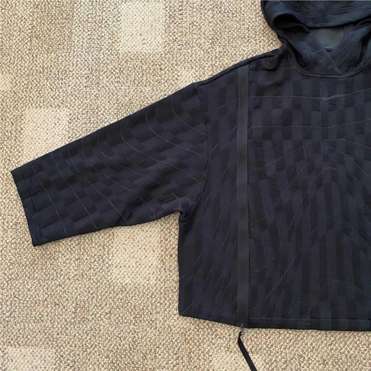 Nike clothing - Black (UPC: 194502845761) 0