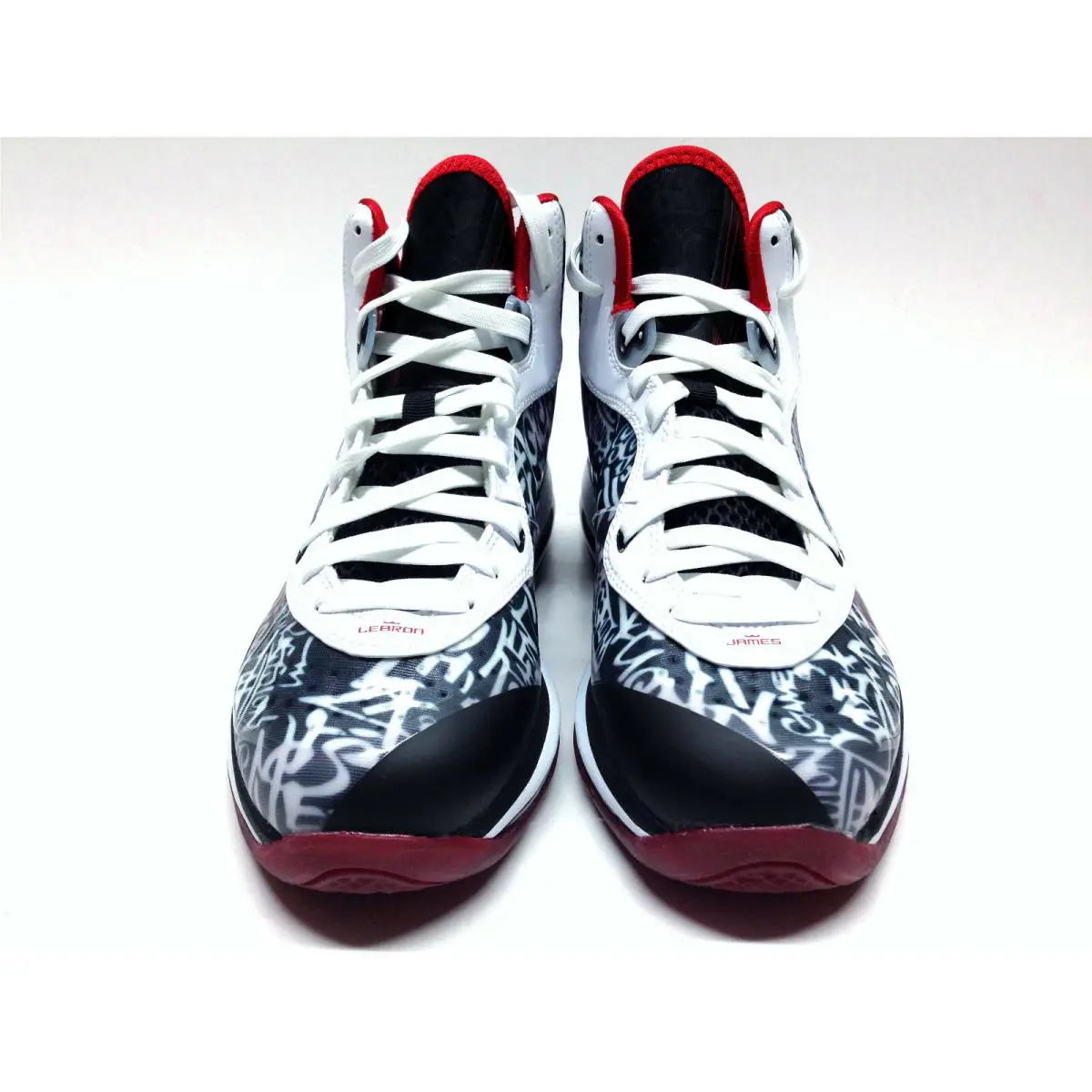 Nike shoes - Black (UPC: 194955584071) 1