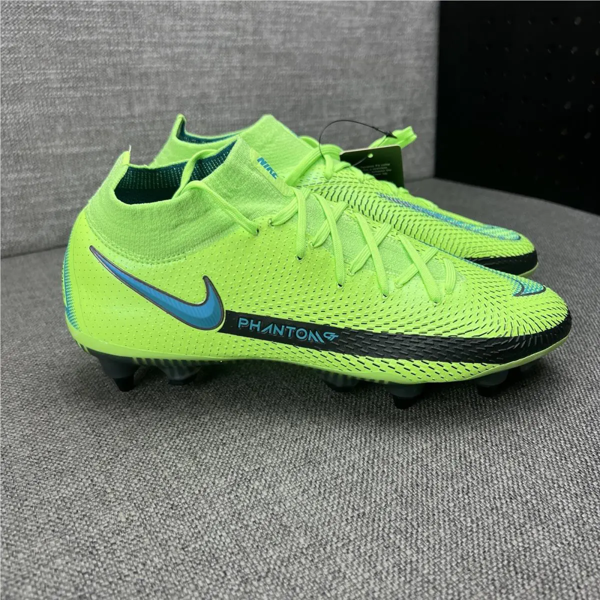 Nike shoes - Nike Phantom GT - Phantom - CW6591 304 - Green (UPC: 194956617884) 1