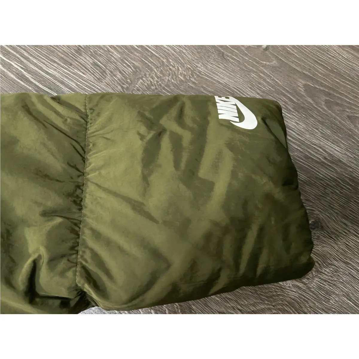 Nike clothing - Green (UPC: 888507372222) 5