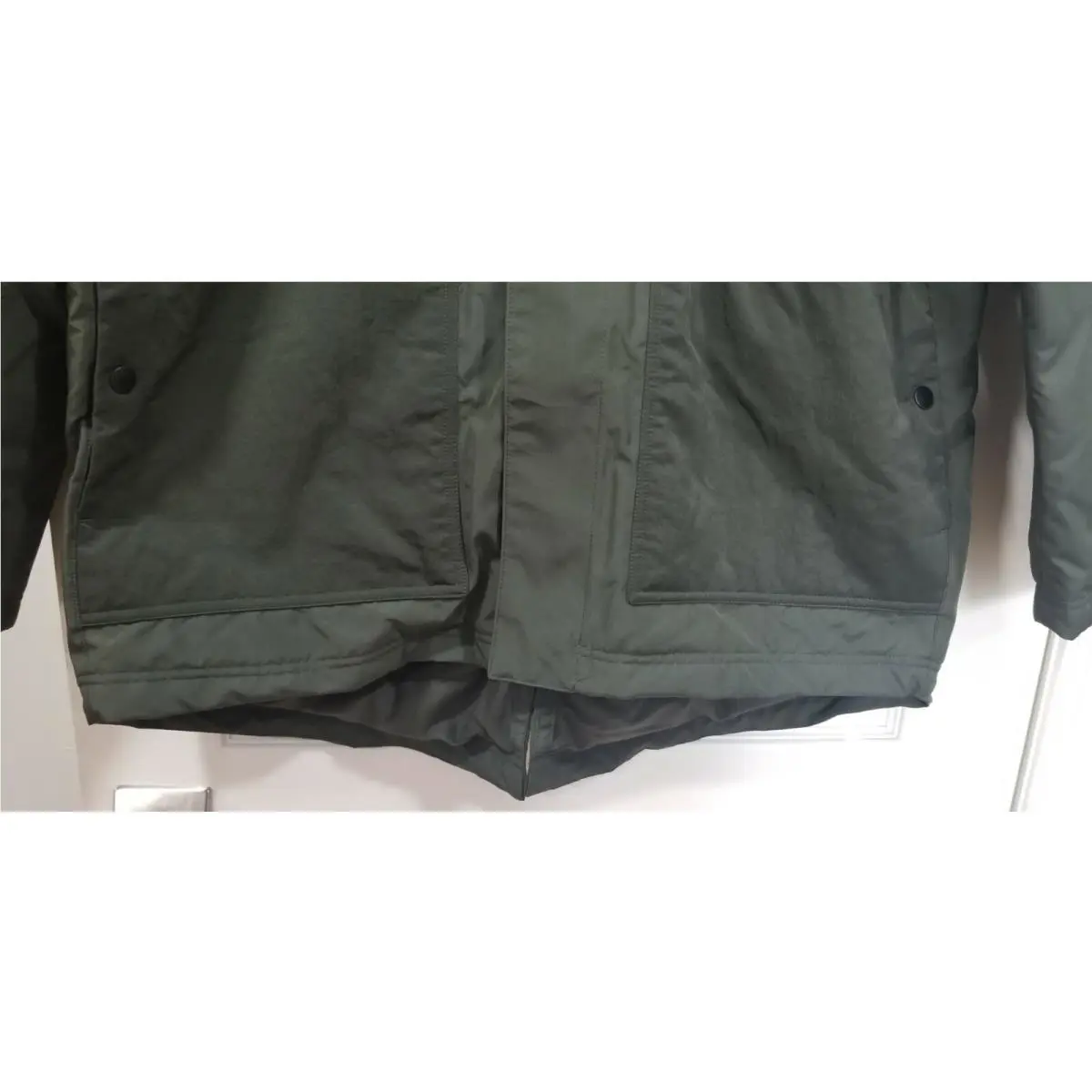 Nike clothing - Sequoia (UPC: 193151057464) 5