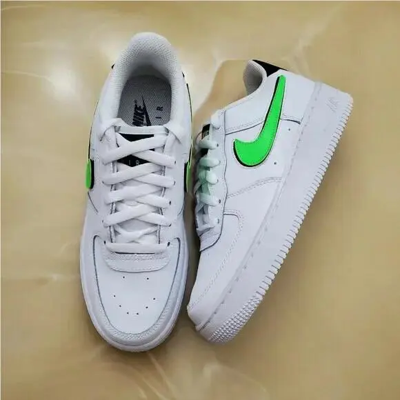 Nike shoes - Nike Air Force 1 LV8 - White 5