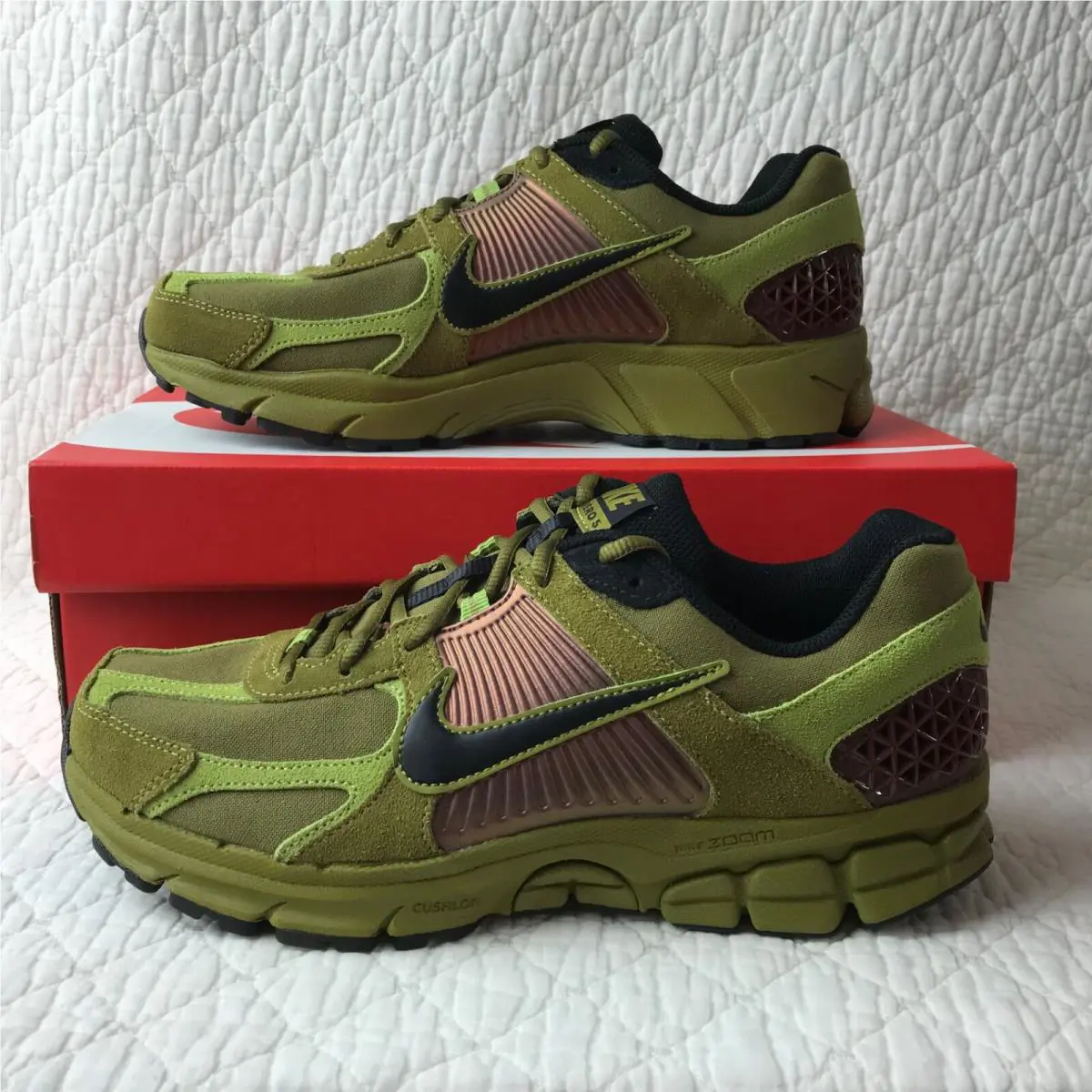 Nike shoes - Nike Zoom Vomero - Zoom Vomero - FJ1910-300 - Green 1