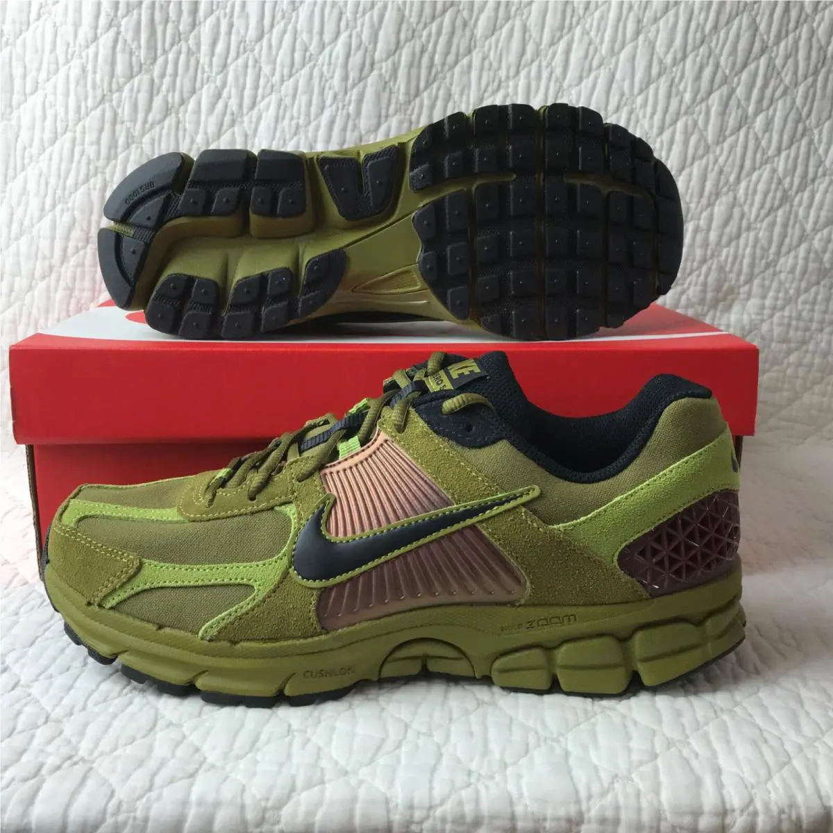 Nike shoes - Nike Zoom Vomero - Zoom Vomero - FJ1910-300 - Green 2