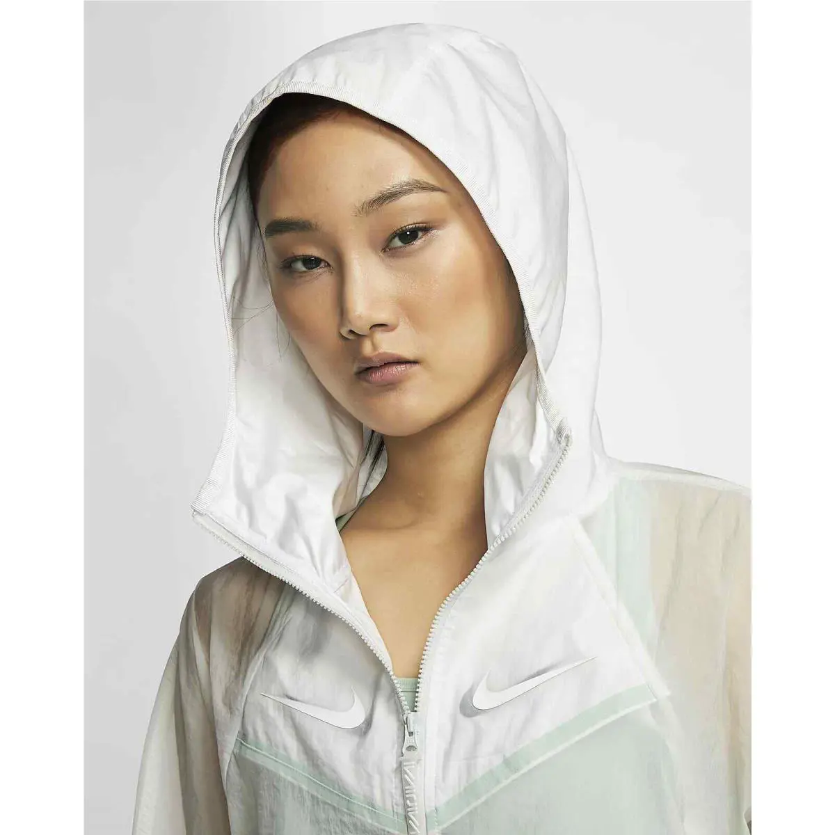 Nike clothing - White (UPC: 193656868824) 0