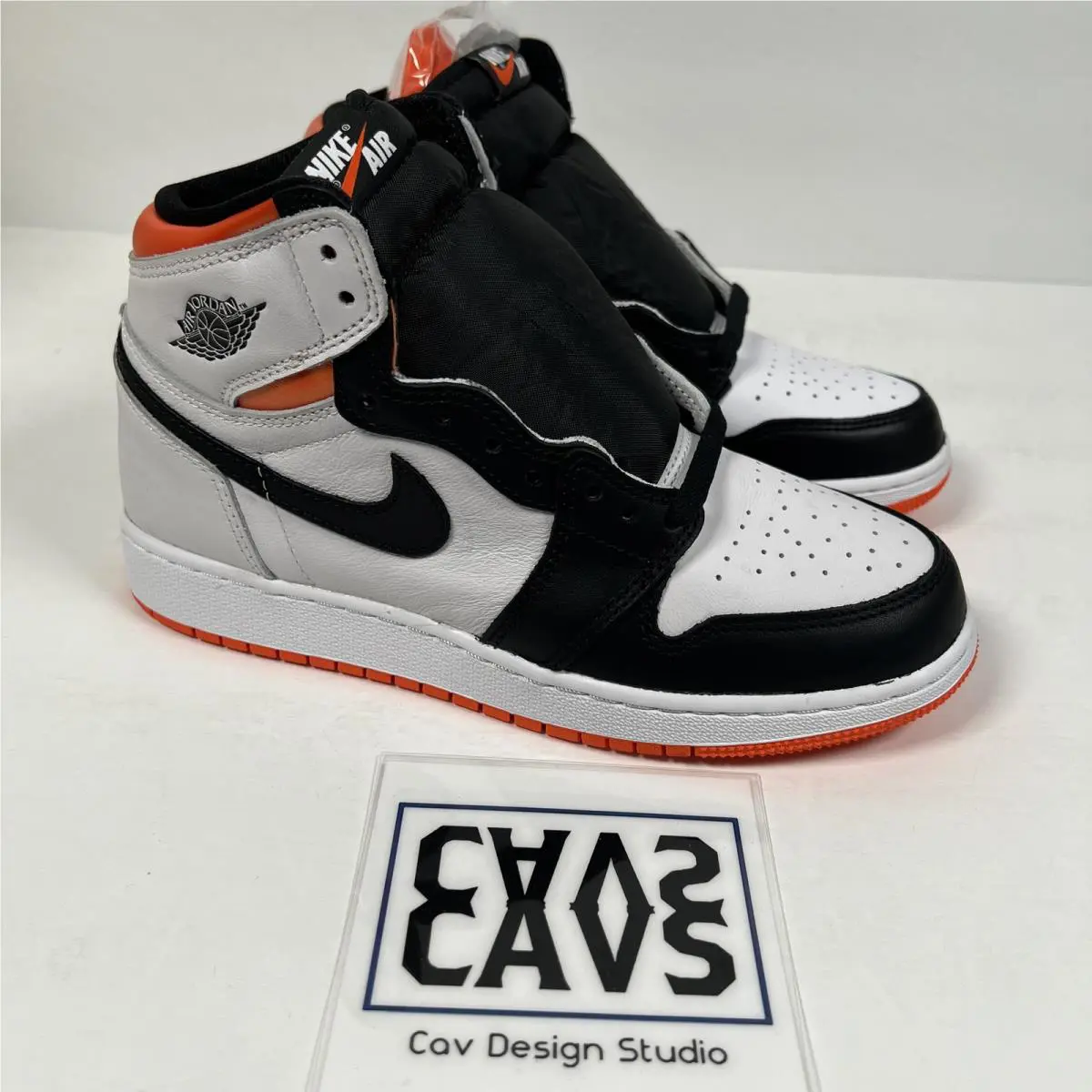 Nike shoes - Air Jordan 1 - Air - 575441-180 - Orange 2