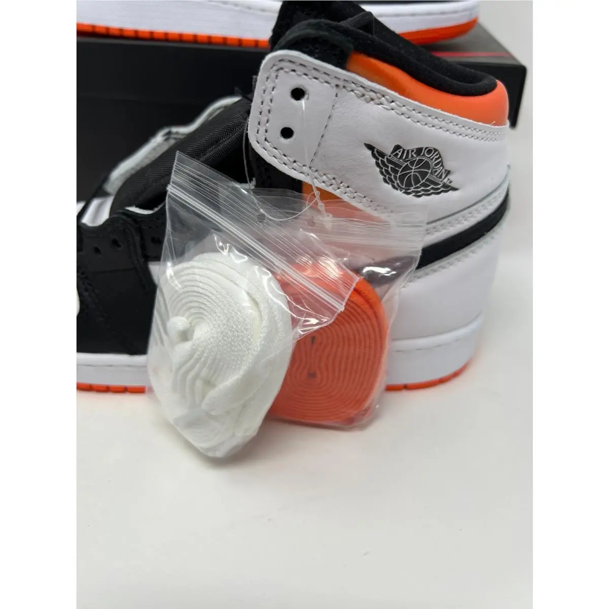 Nike shoes - Air Jordan 1 - Air - 575441-180 - Orange 6