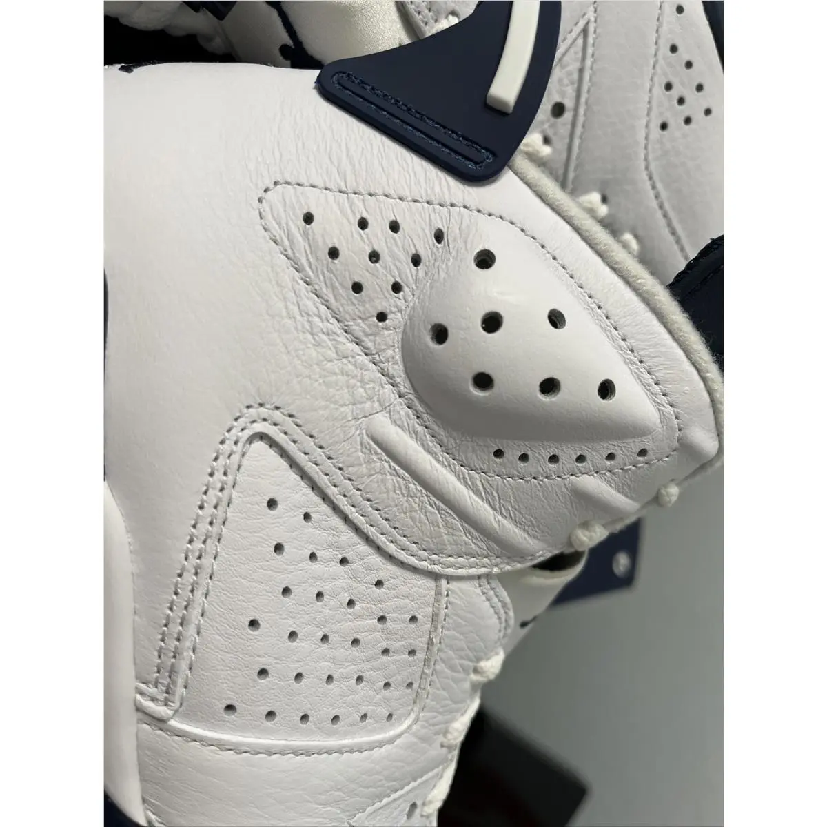 Nike shoes - Air Jordan 6 - Air - CT8529-141 - White Midnight Navy 8