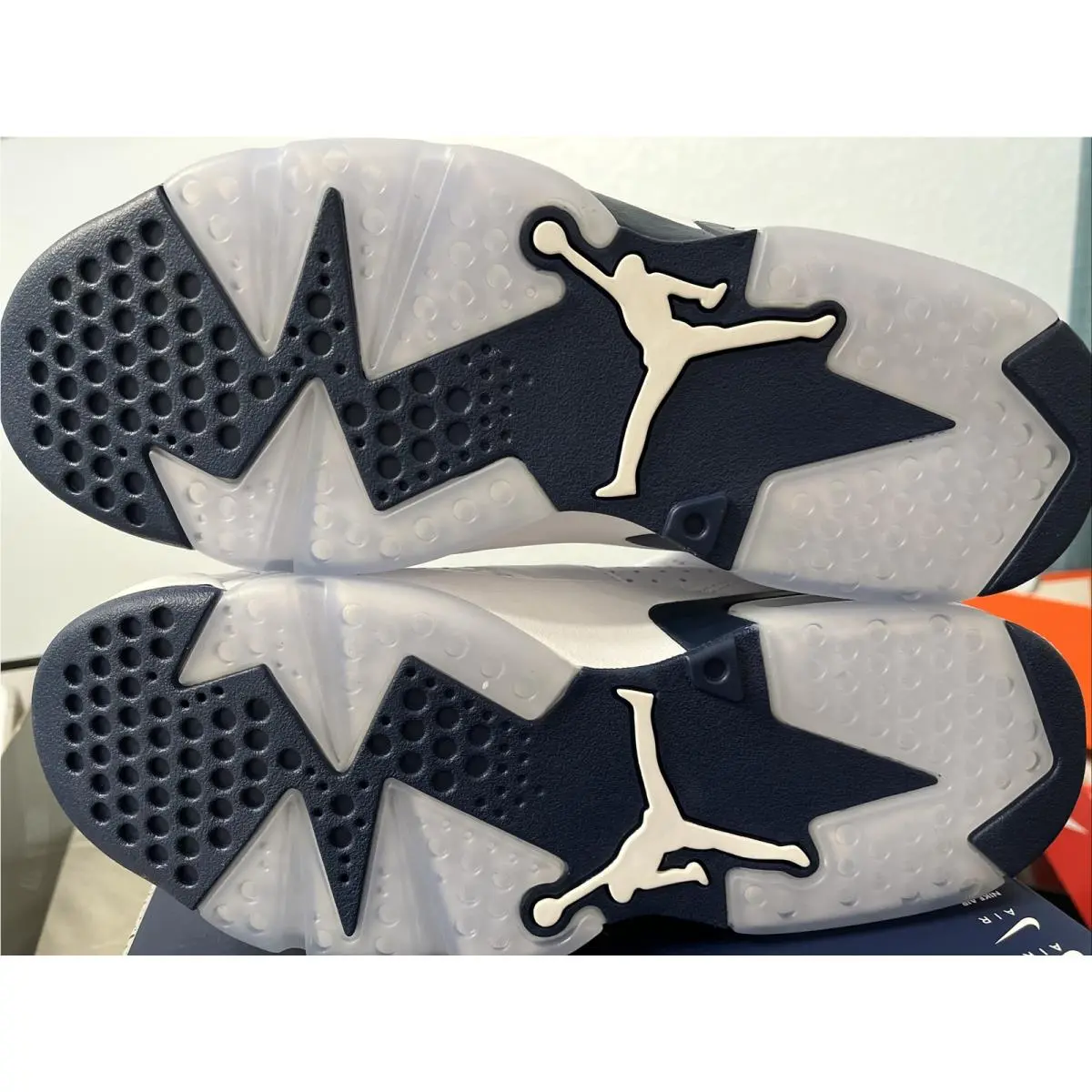 Nike shoes - Air Jordan 6 - Air - CT8529-141 - White Midnight Navy 10