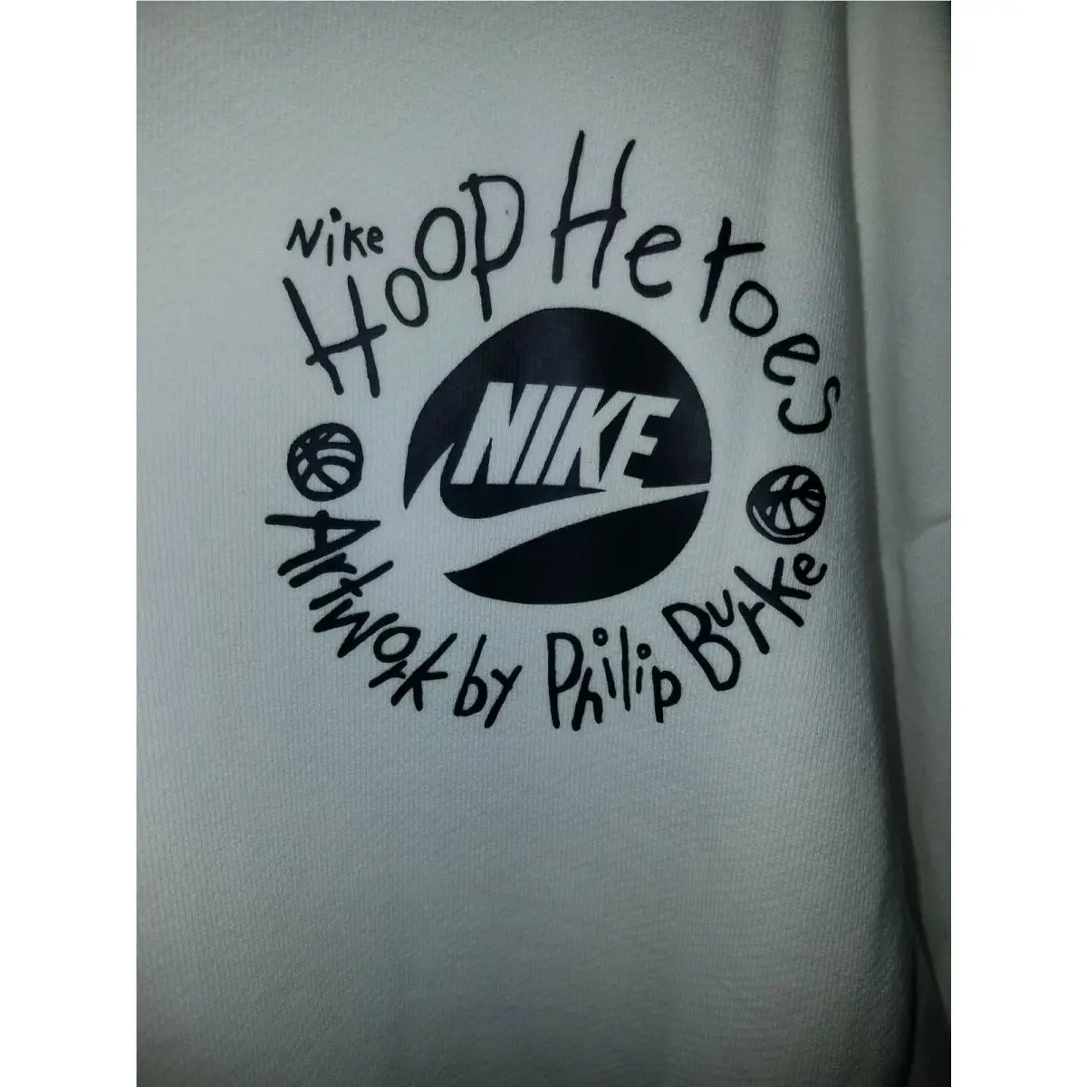 Nike clothing - White (UPC: 194275612898) 2