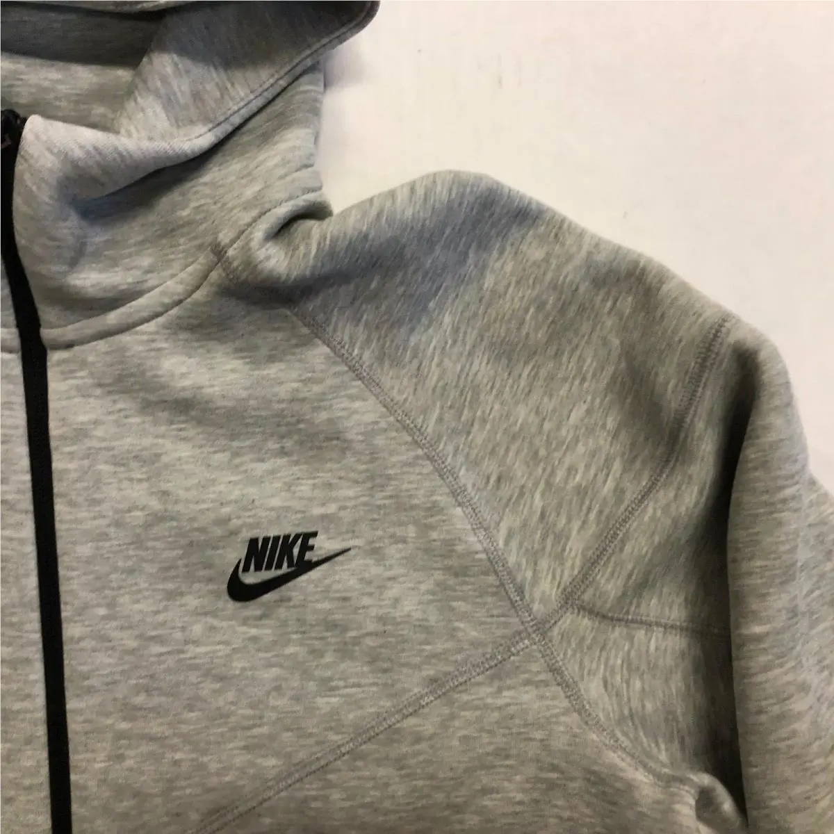 Nike clothing - Gray (UPC: 196607413272) 1