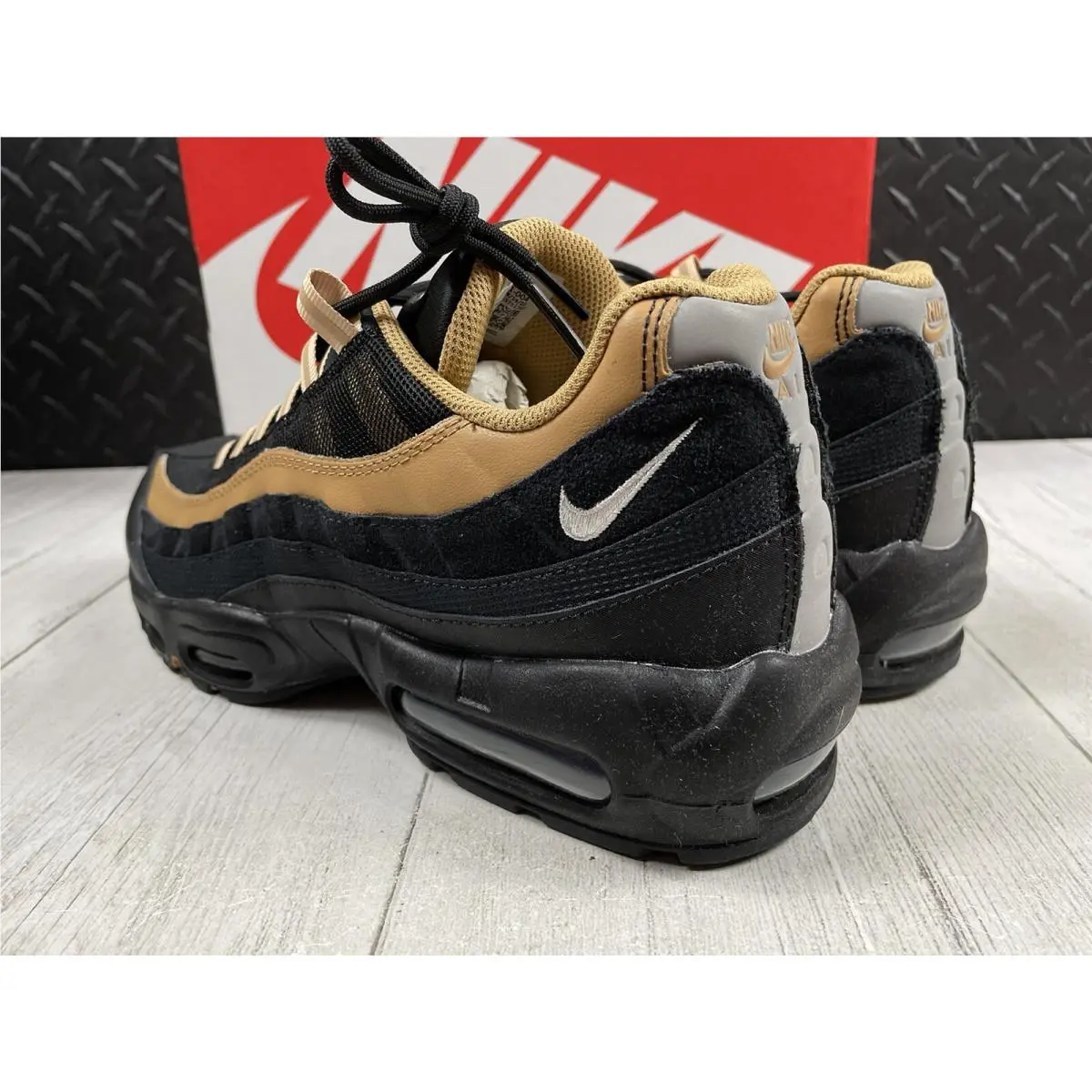 Nike shoes - Air Max 95 - Air Max - DM0011-004 - Black/Elemental Gold/Sesame/Summit White (UPC: 0196153731707) 6