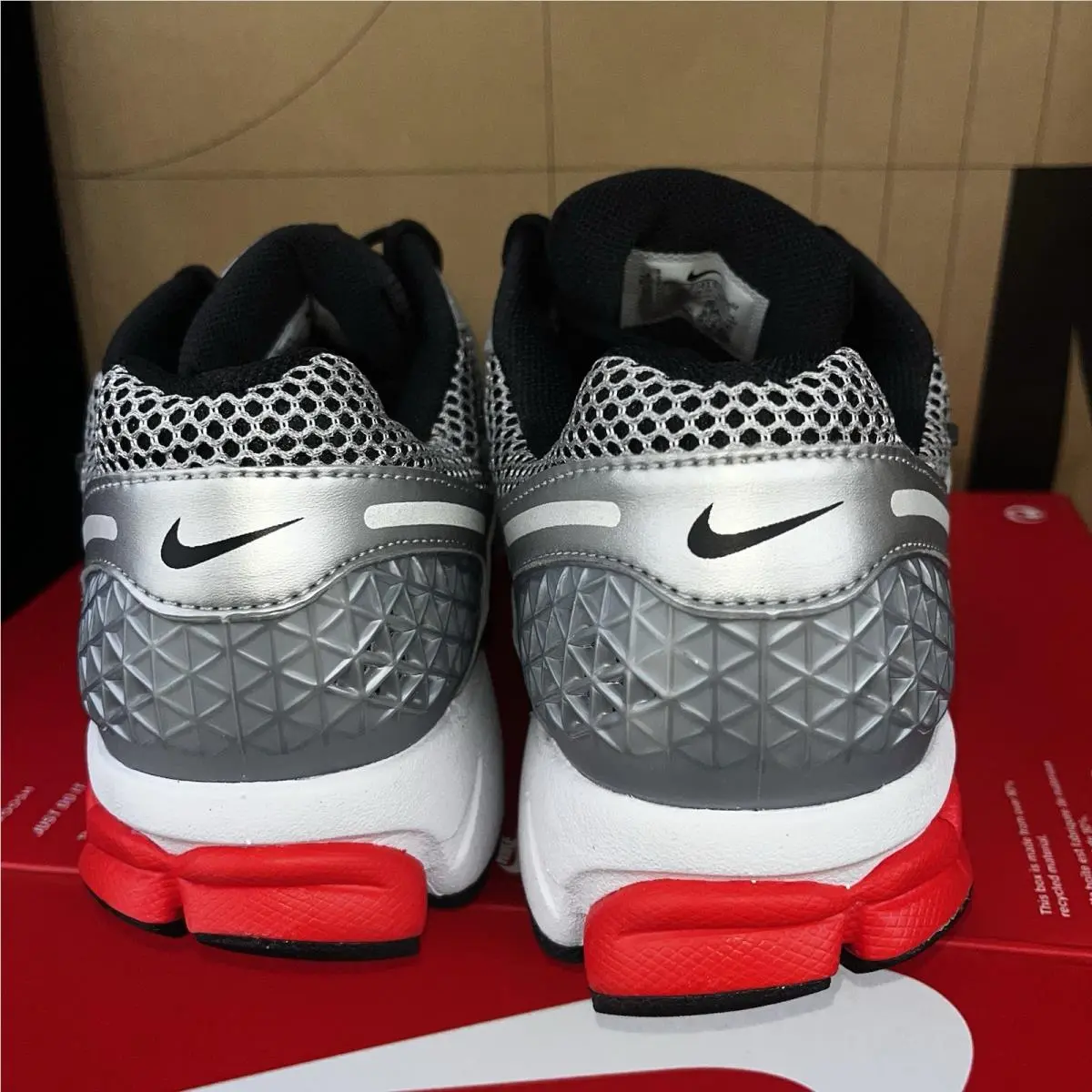 Nike shoes - Nike Zoom Vomero 5 - Zoom Vomero - HV0926-095 - Red 3
