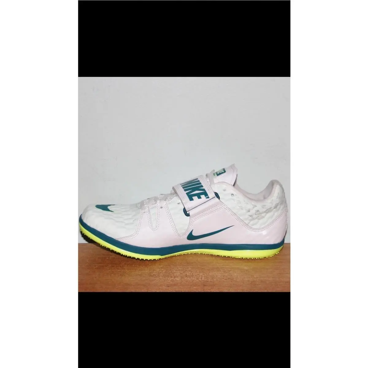 Nike shoes - Nike High Jump Elite - High Jump Elite - FZ9636-100 - Green 3