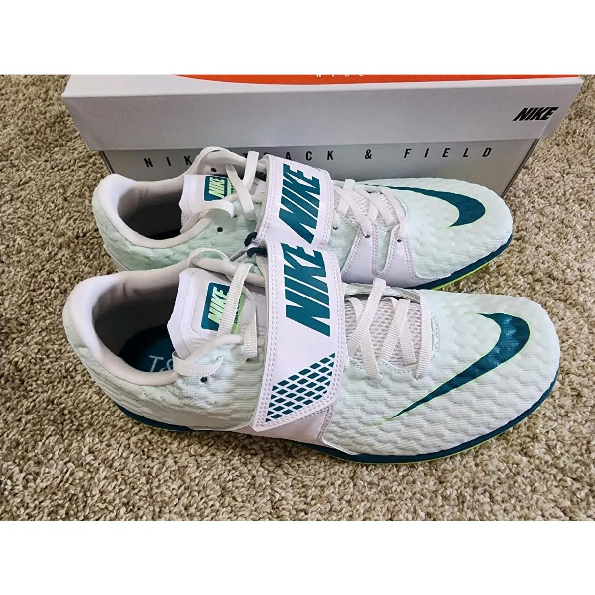 Nike shoes - Nike High Jump Elite - High Jump Elite - FZ9636-100 - Green 1