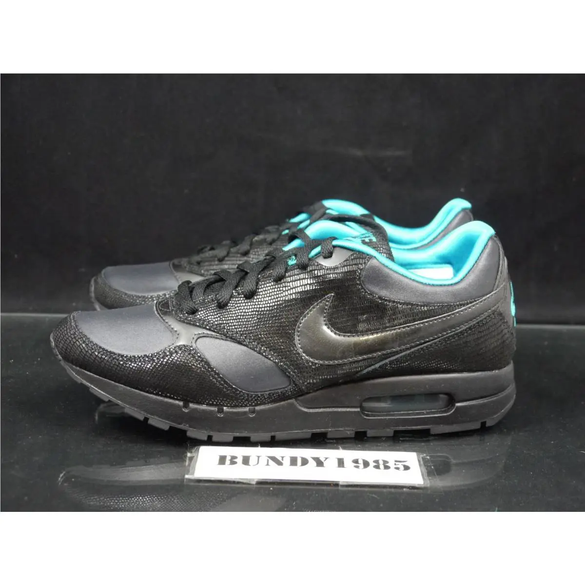 Nike shoes - plum 1