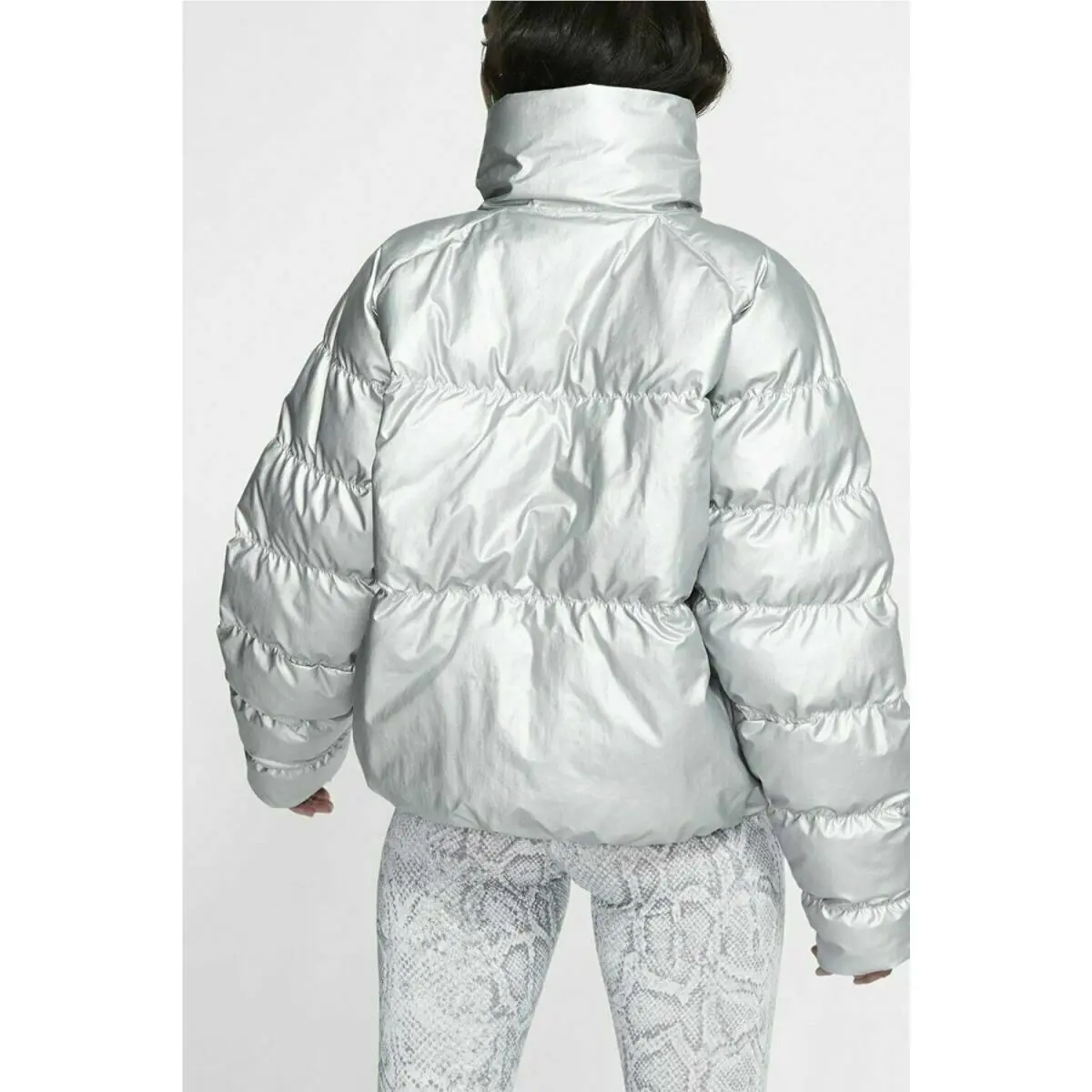 Nike clothing - Silver (UPC: 193151853226) 0